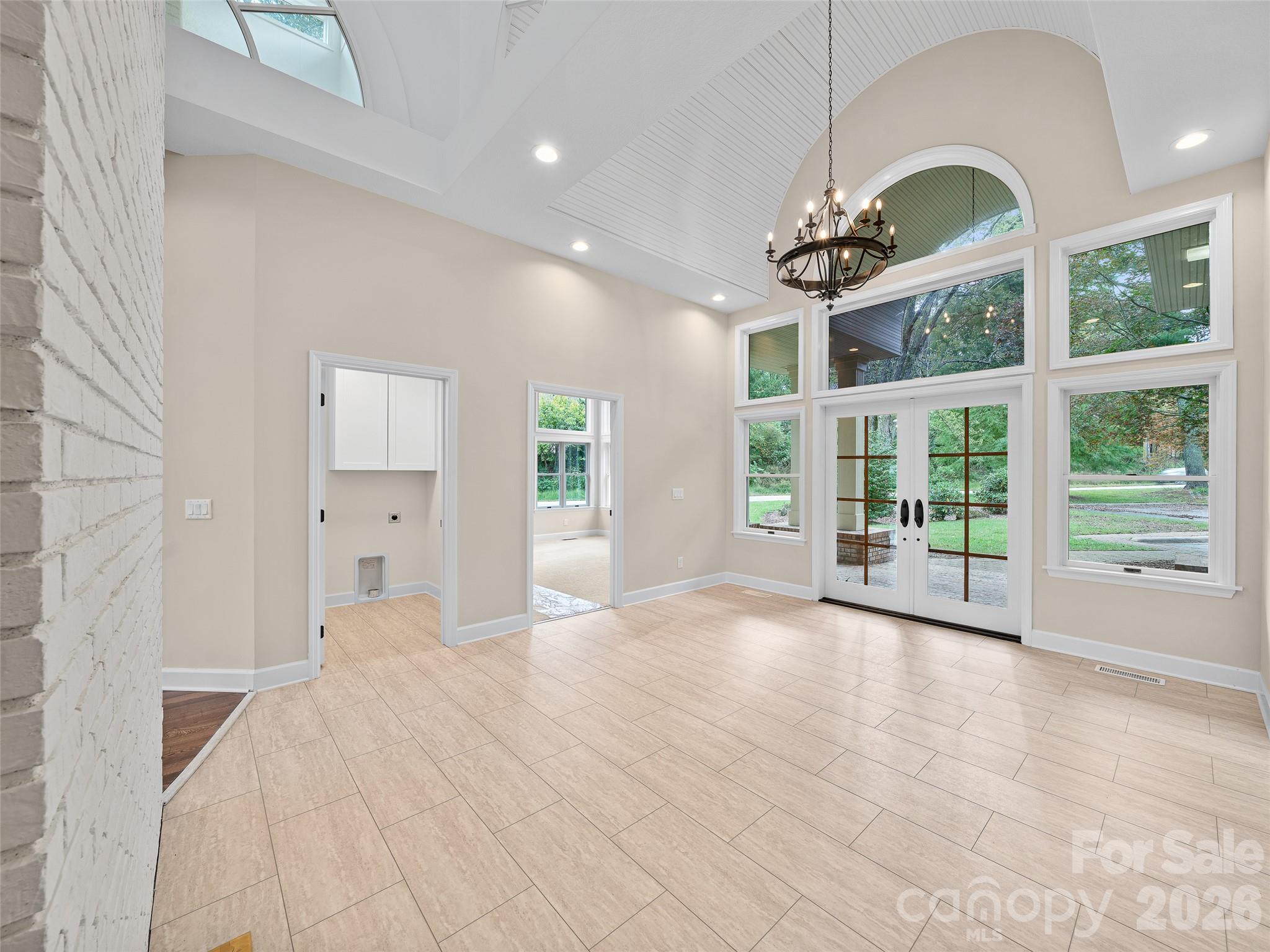 18 Carriage Park Way Property Photo 3