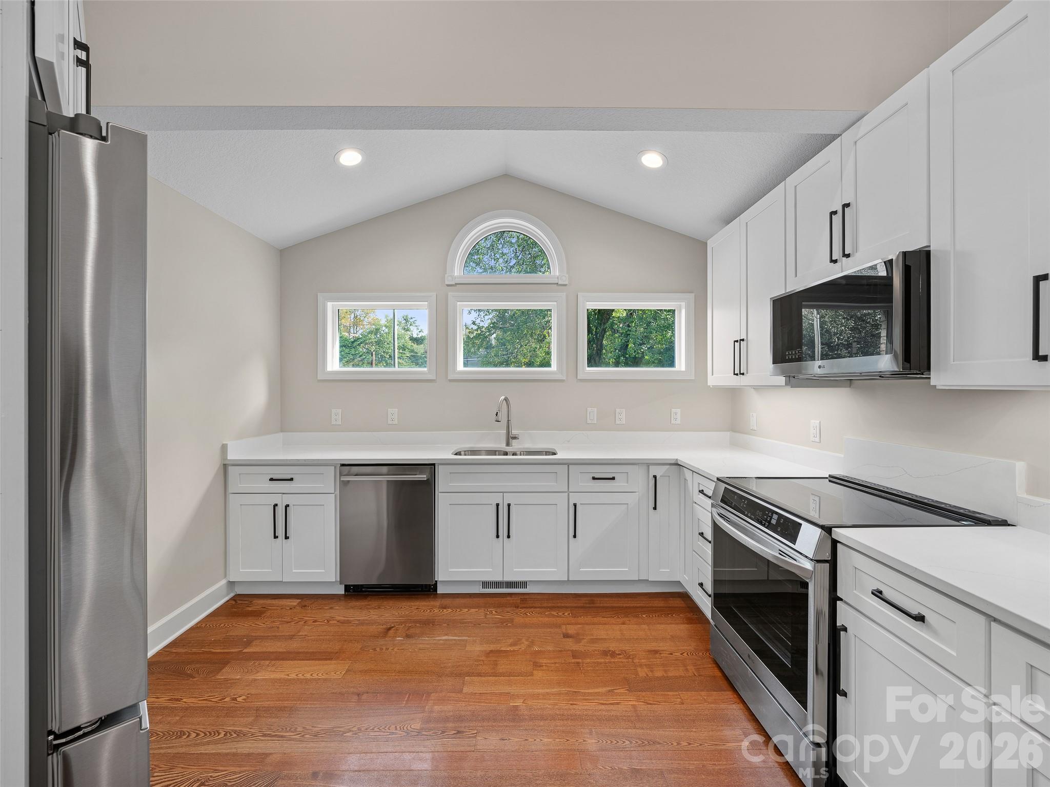 18 Carriage Park Way Property Photo 8