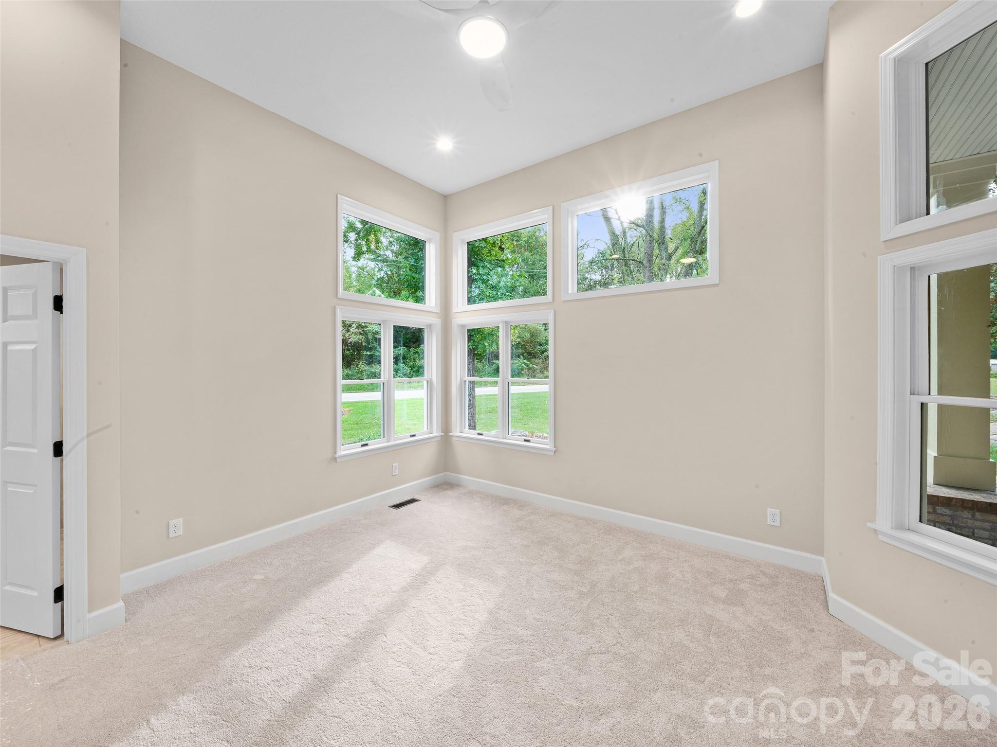 18 Carriage Park Way Property Photo 13