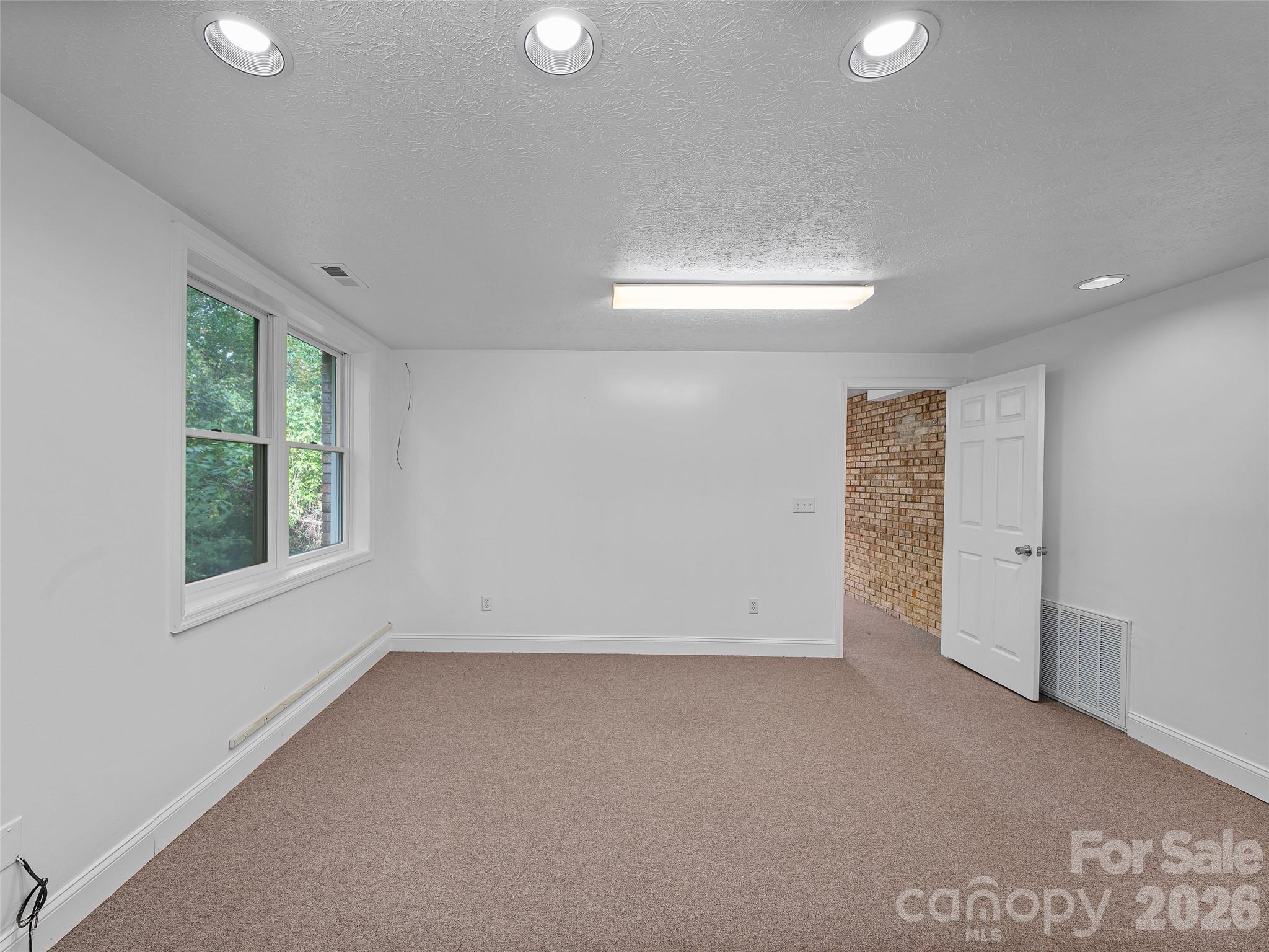 18 Carriage Park Way Property Photo 34