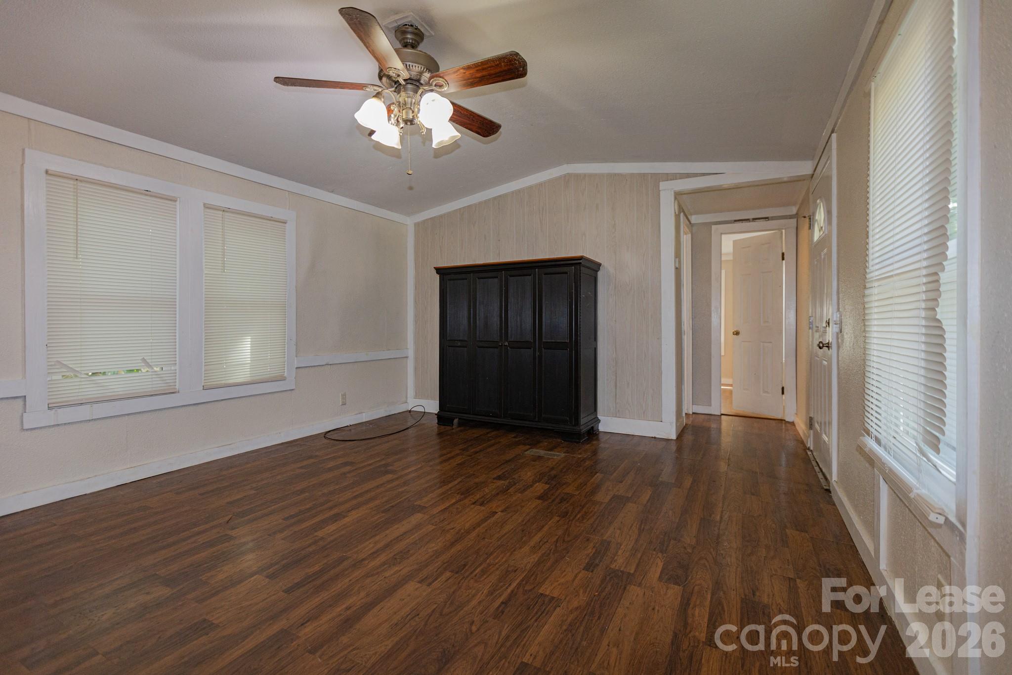 9 Red Oak Drive Property Photo 11