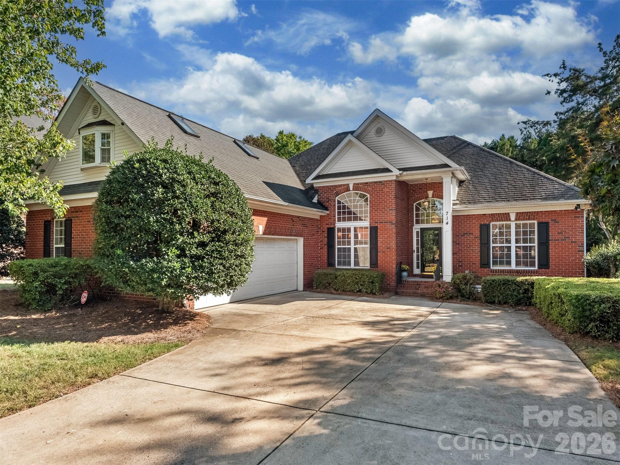 714 Corinthian Place Property Photo 1