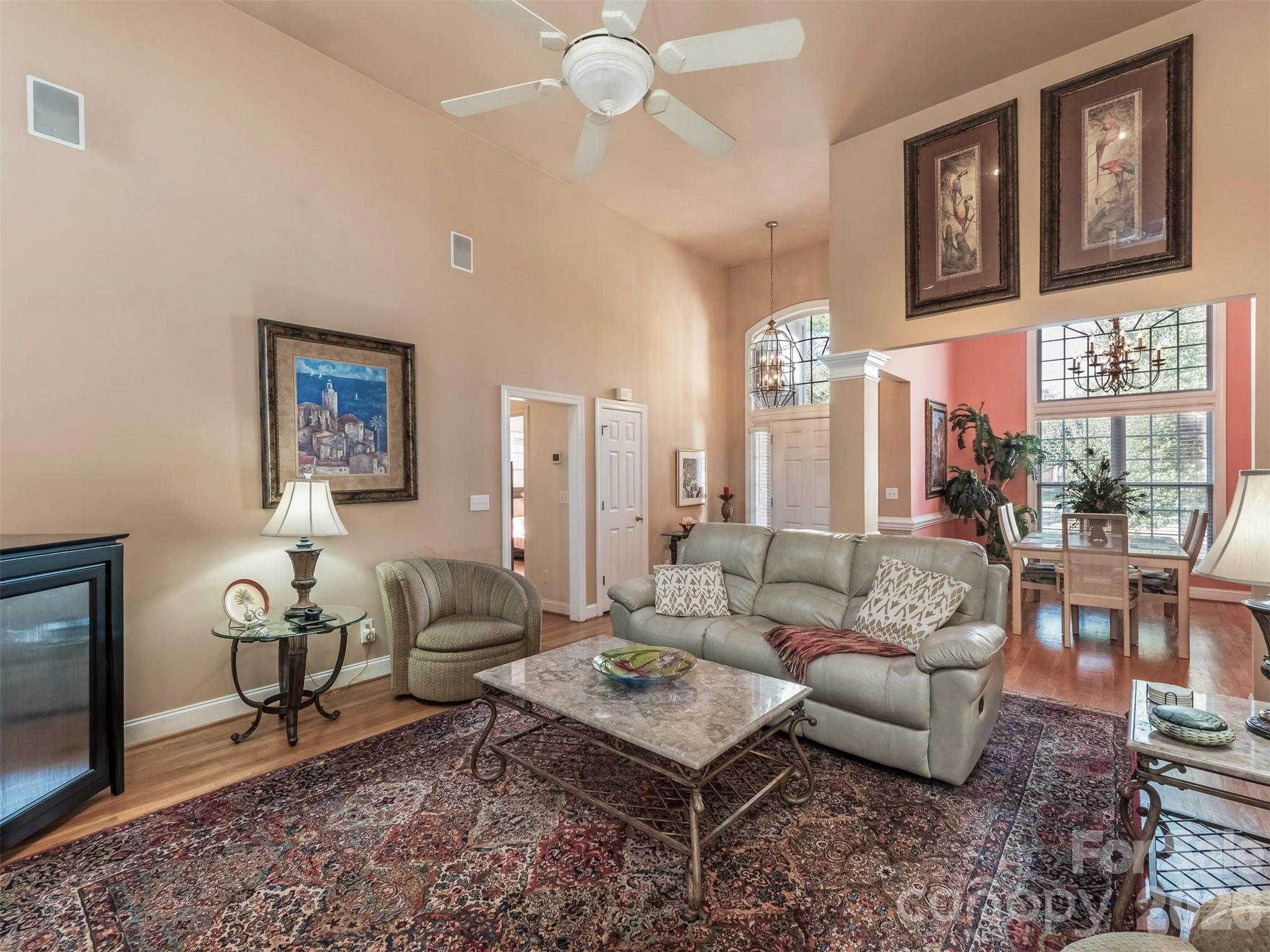 714 Corinthian Place Property Photo 4