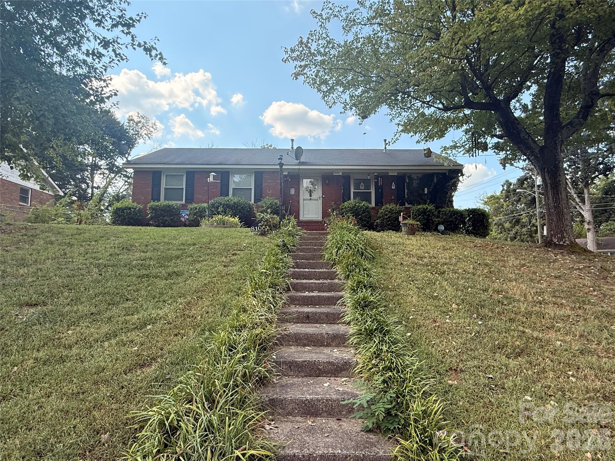 8100 Carrolwood Drive Property Photo 1