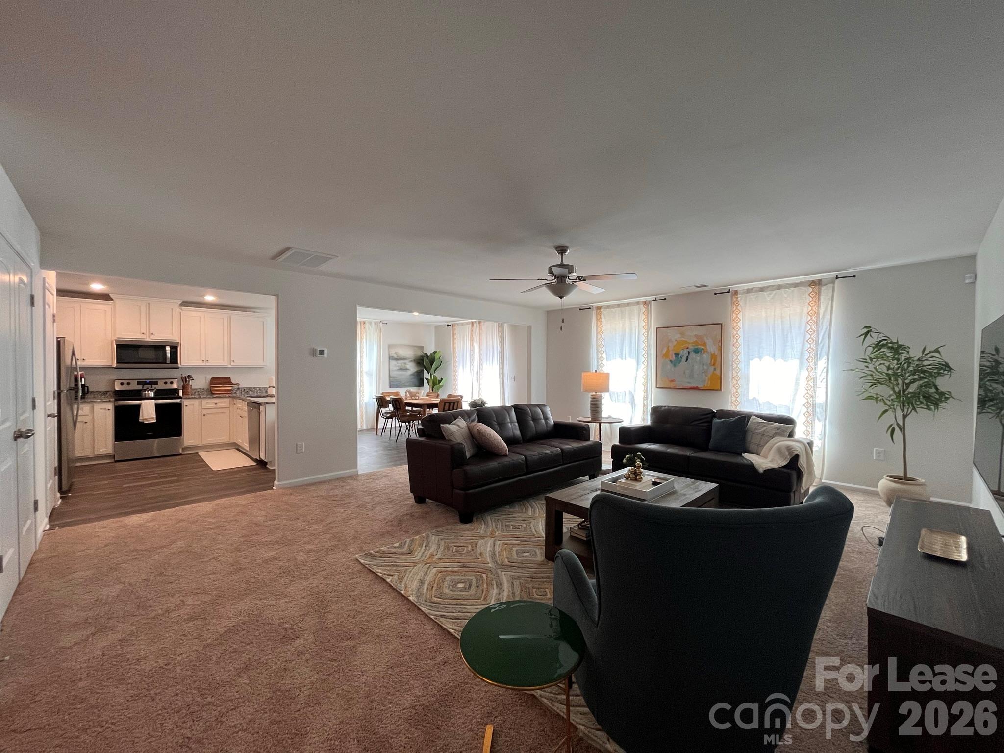 557 Belcaro Drive Property Photo 4