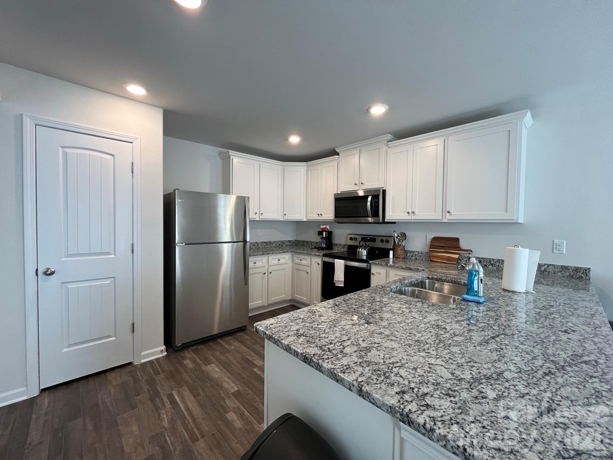 557 Belcaro Drive Property Photo 8