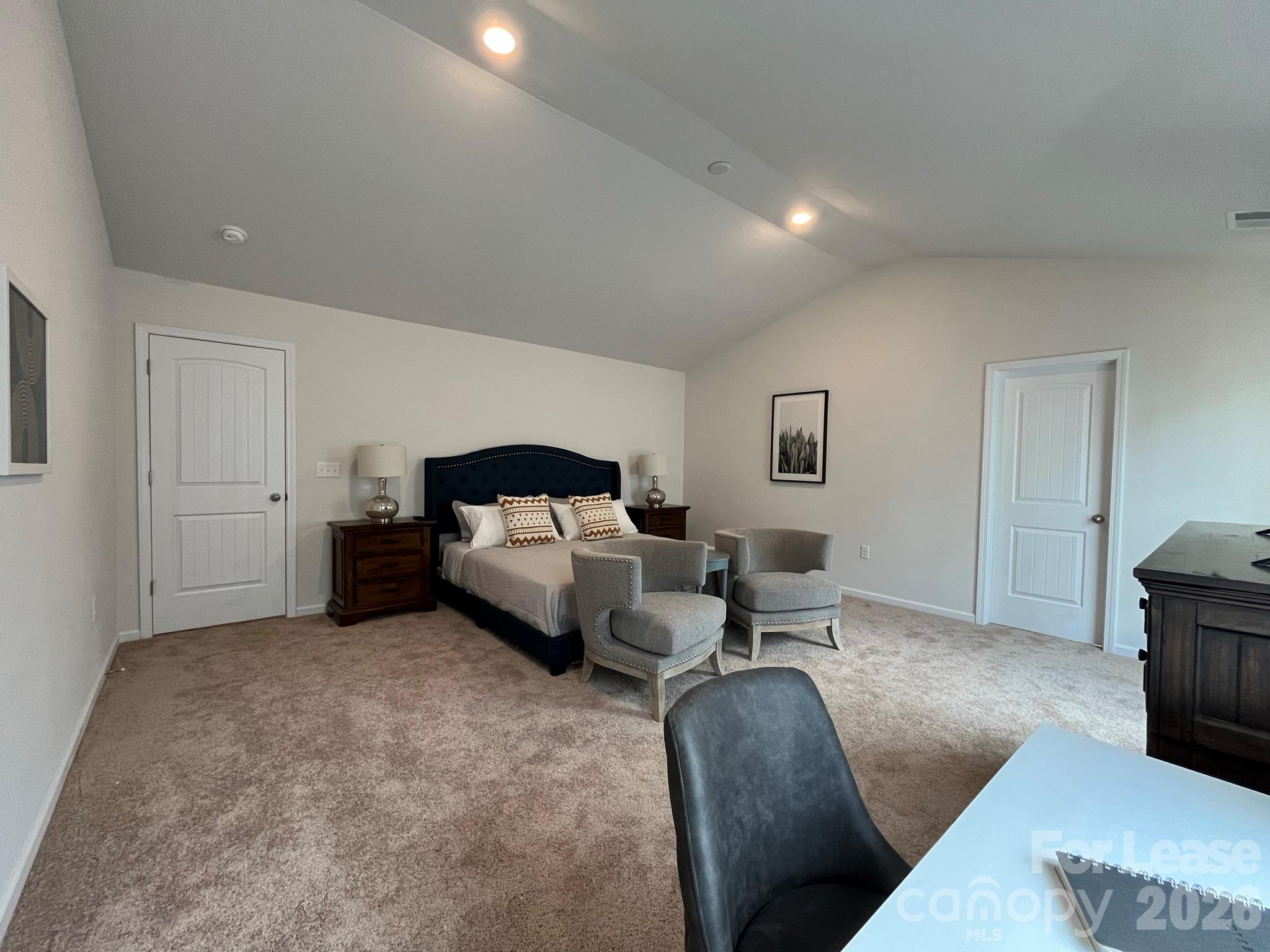 557 Belcaro Drive Property Photo 14