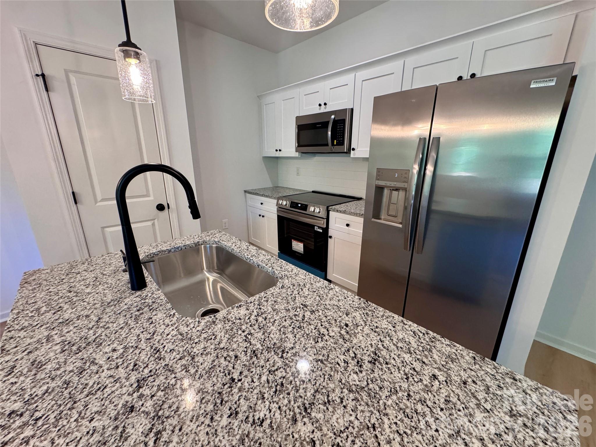 1106 Montcalm Street Property Photo 5