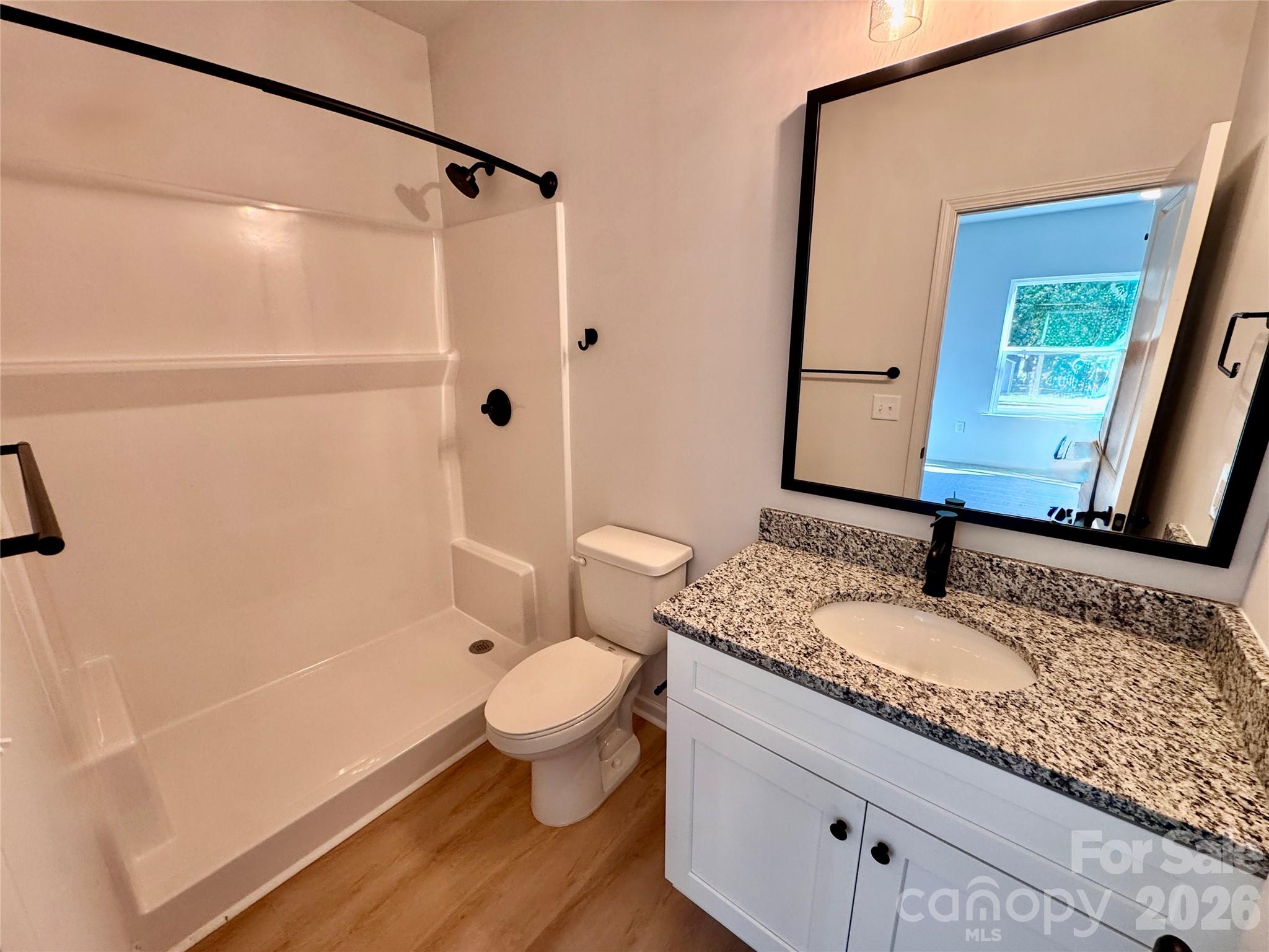 1106 Montcalm Street Property Photo 8