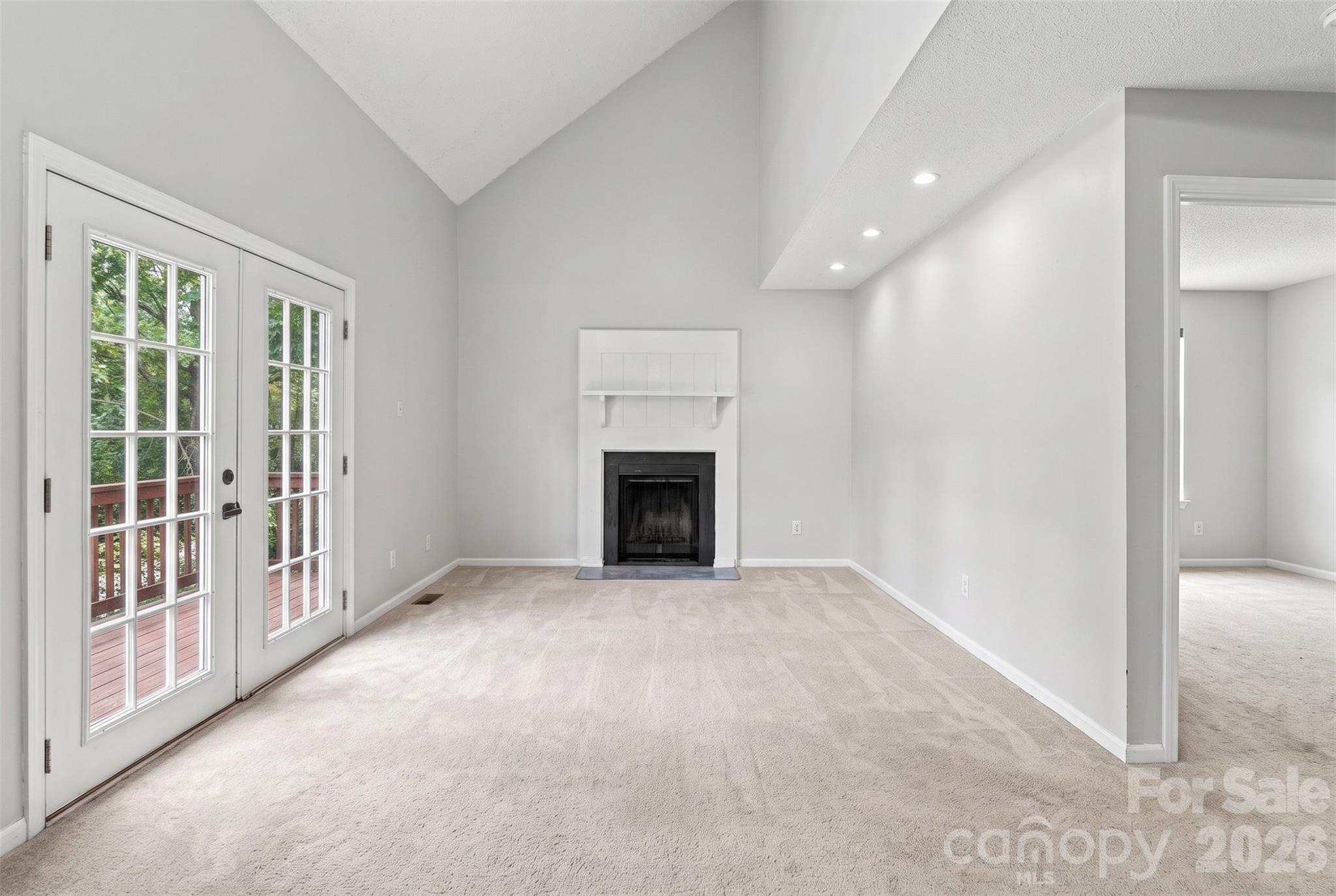 27046 Tidal Way Property Photo 7