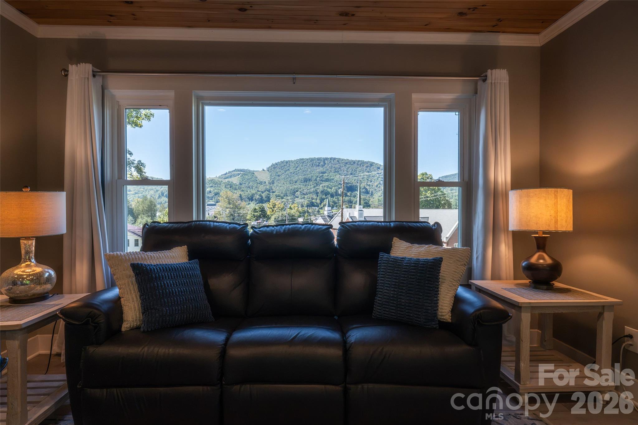 390 Sokassa Road Property Photo 13