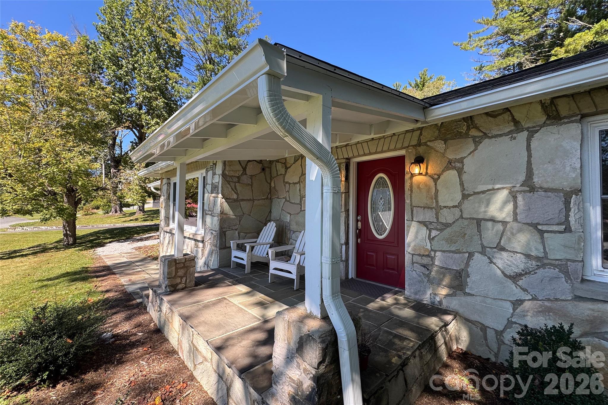 390 Sokassa Road Property Photo 43