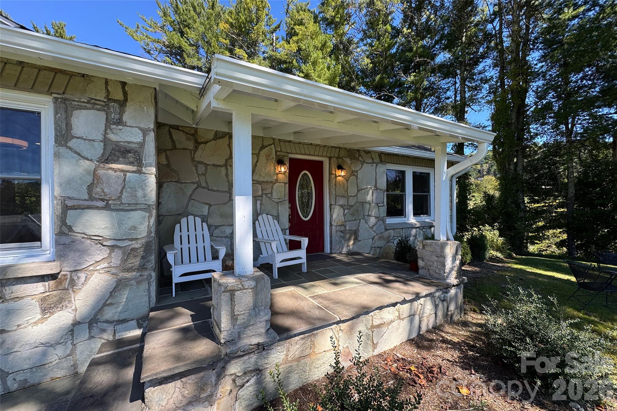 390 Sokassa Road Property Photo 45