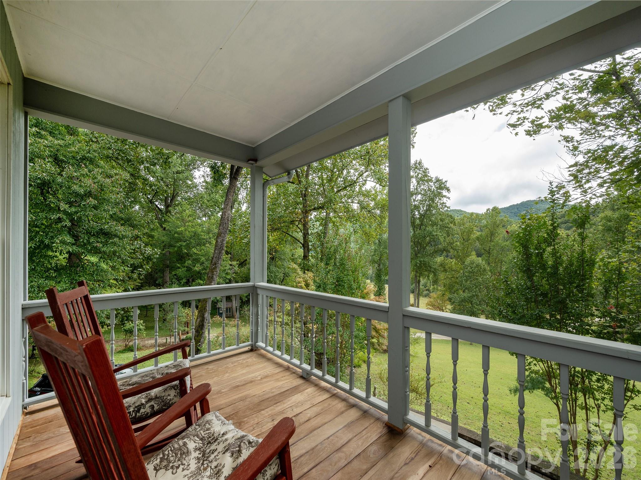 116 Sams Branch Road Property Photo 3