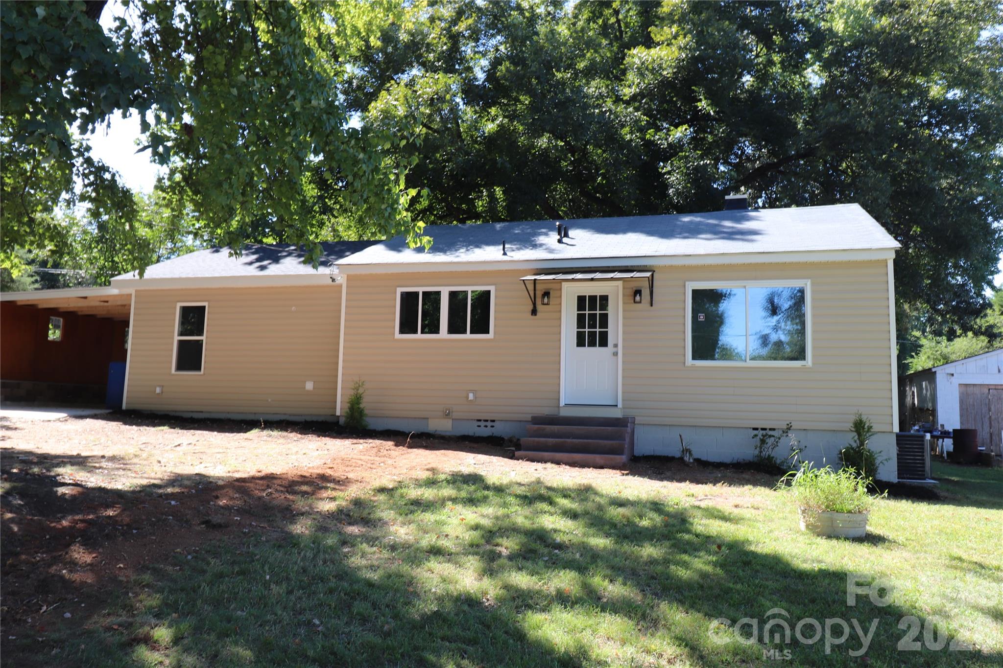 78 Parrish Place Property Photo 1
