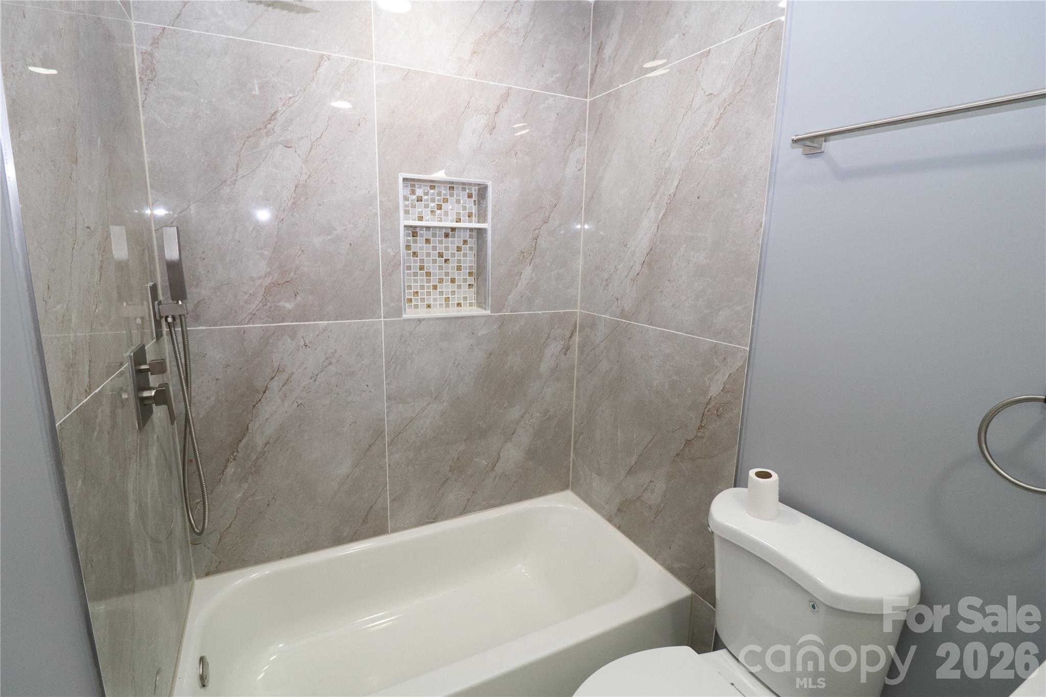 78 Parrish Place Property Photo 12