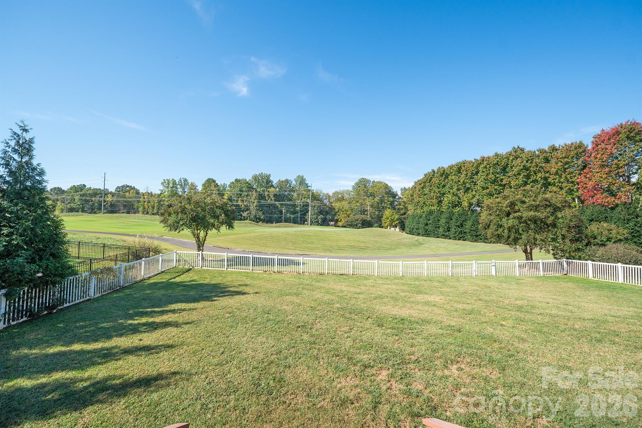 110 Fox Den Circle Property Photo 12