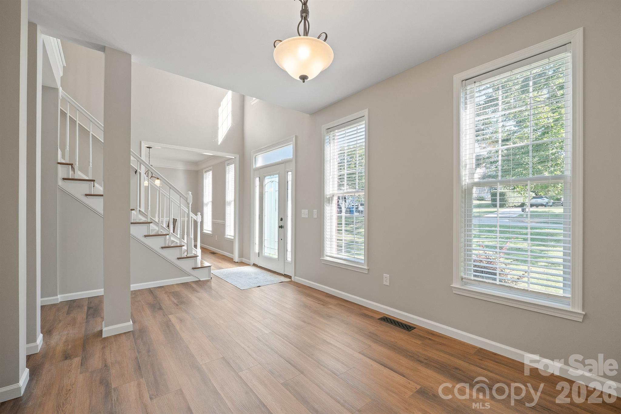 110 Fox Den Circle Property Photo 21