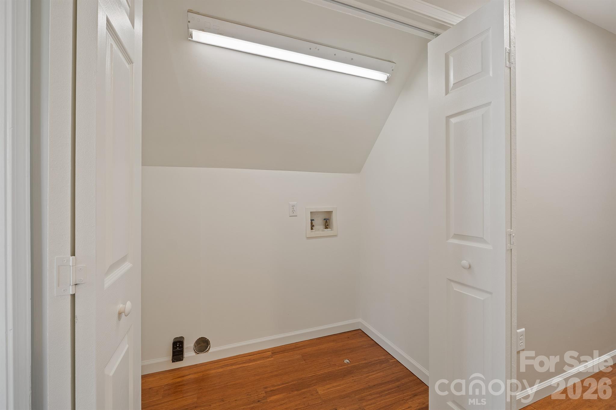 110 Fox Den Circle Property Photo 31