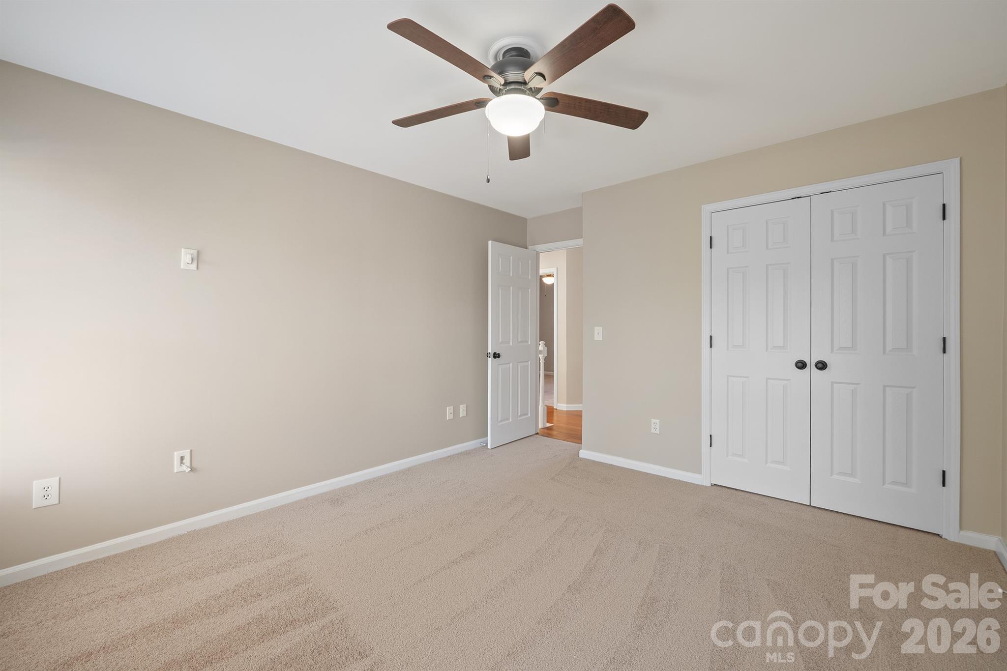 110 Fox Den Circle Property Photo 40