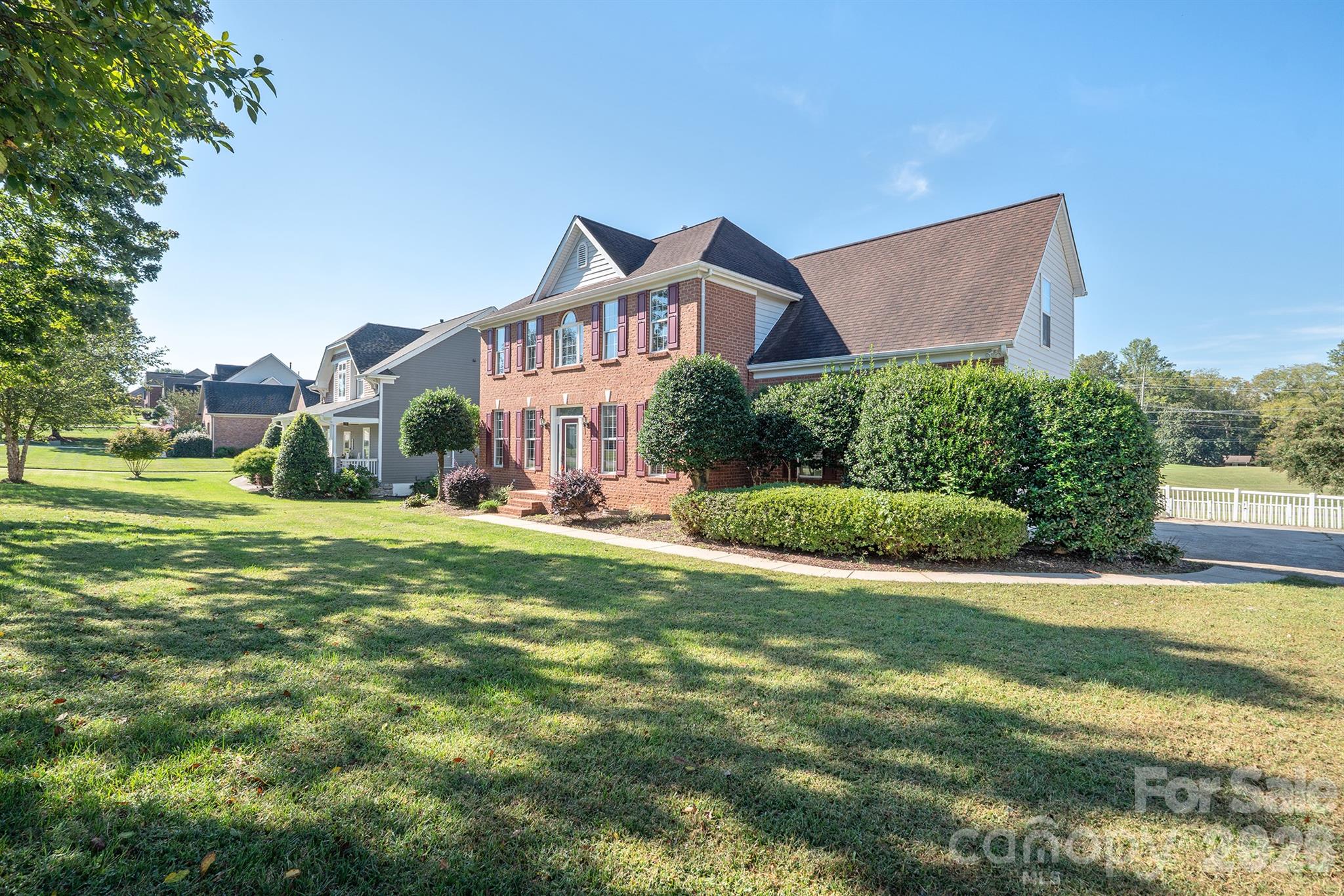 110 Fox Den Circle Property Photo 47