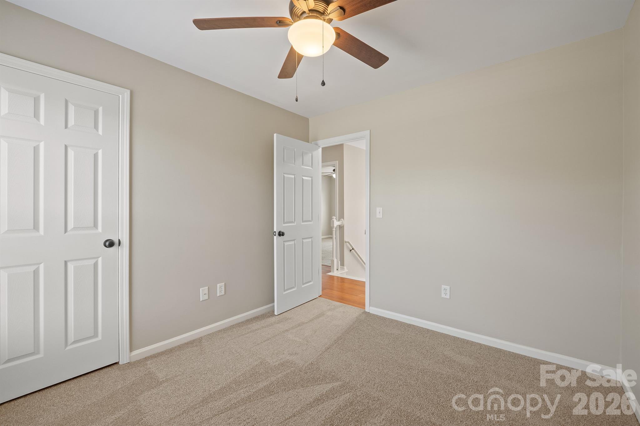 110 Fox Den Circle Property Photo 48