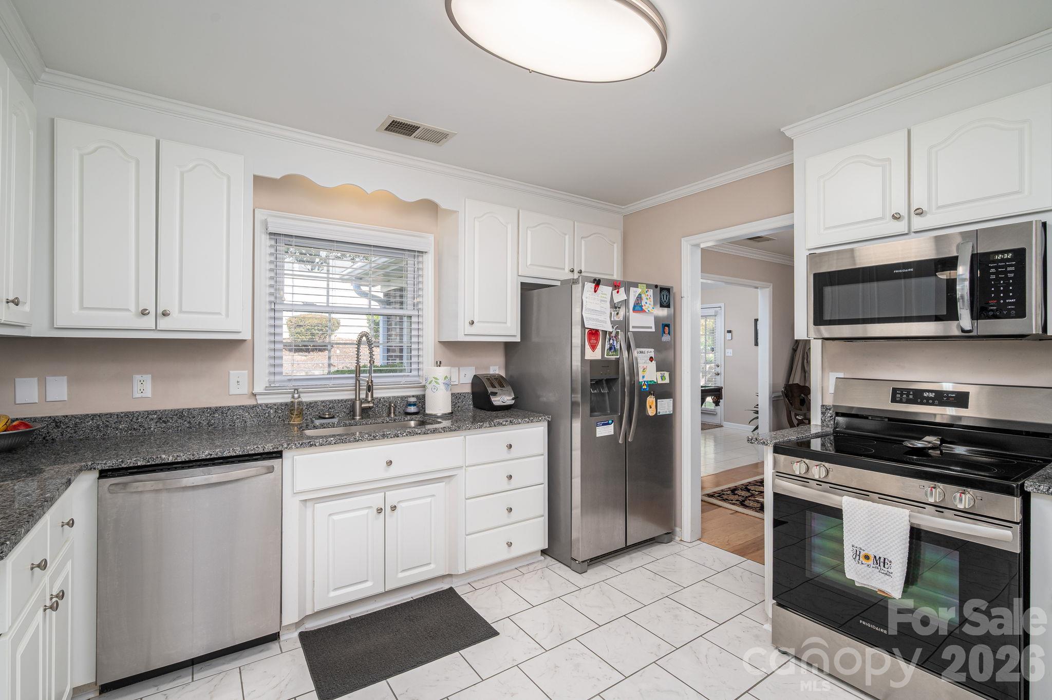 1618-b Union Road Property Photo 12