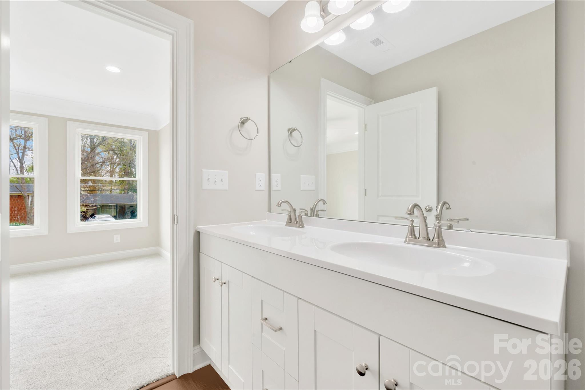 452 Dawn Circle 285-286 Property Photo 26