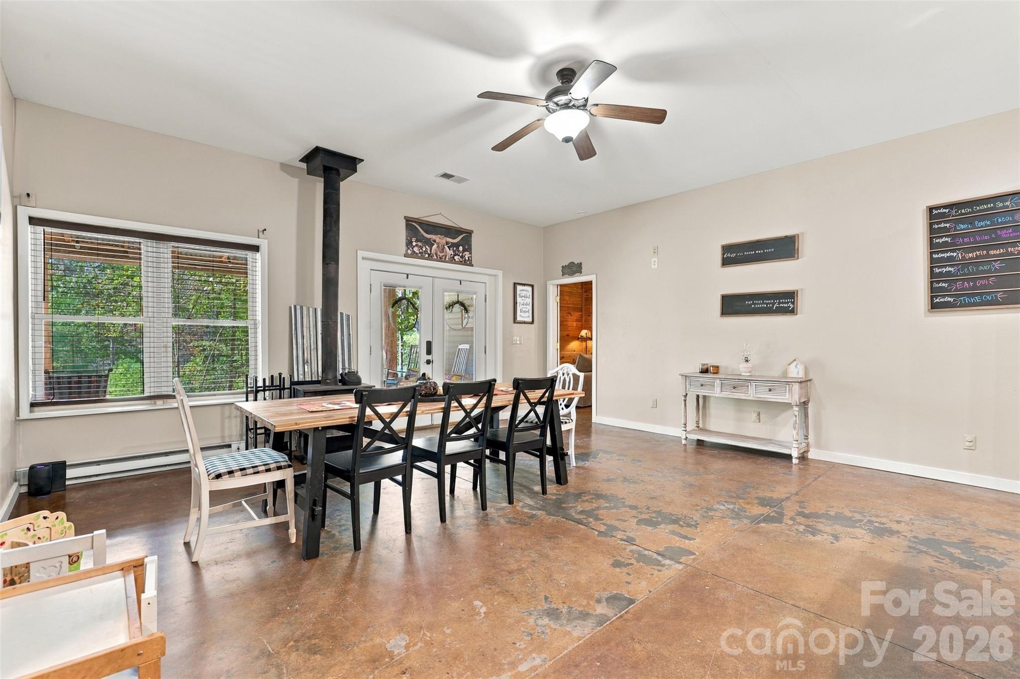 1924 Windy Hill Place Property Photo 11