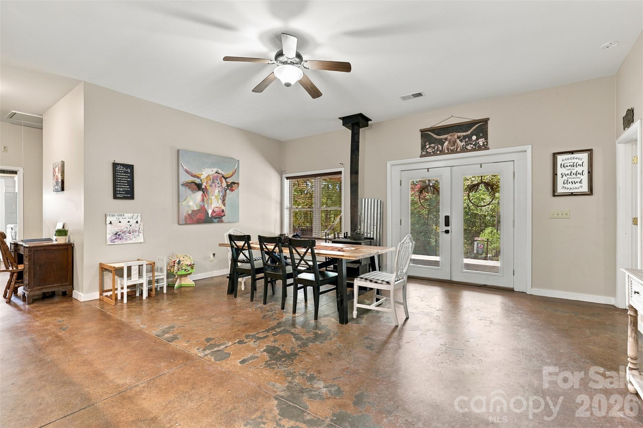 1924 Windy Hill Place Property Photo 12
