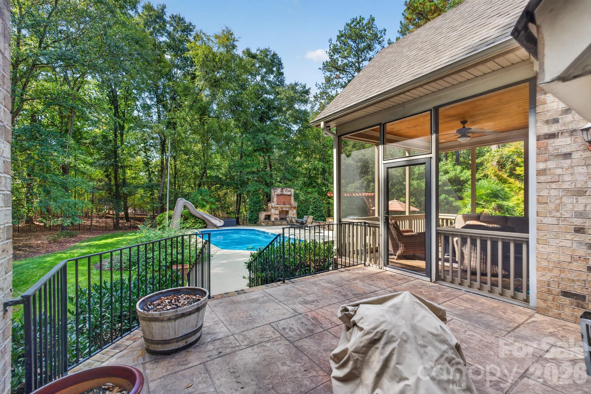 1475 Floral Road Property Photo 39