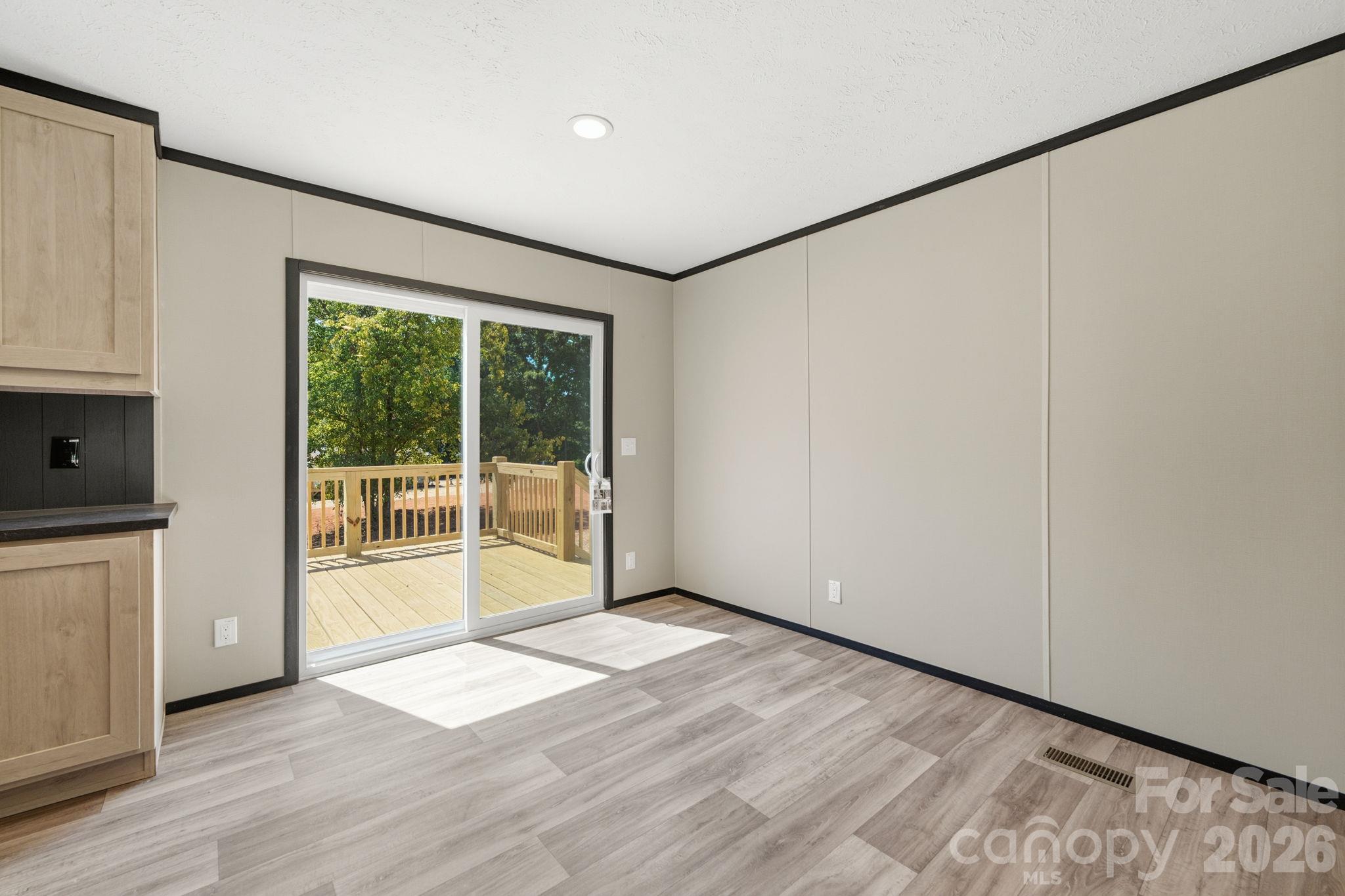 875 Windblow Road Property Photo 14