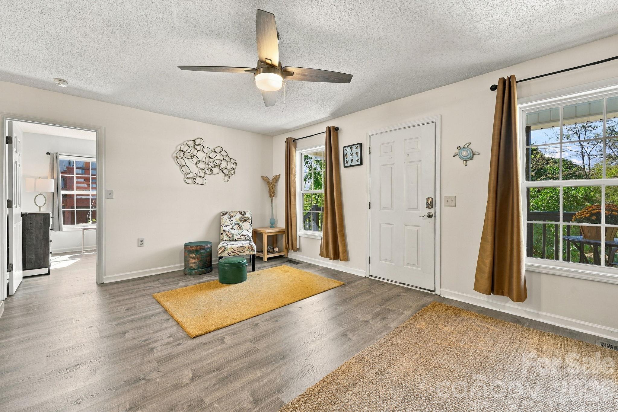 10 Foggy Hollow Trail Property Photo 6
