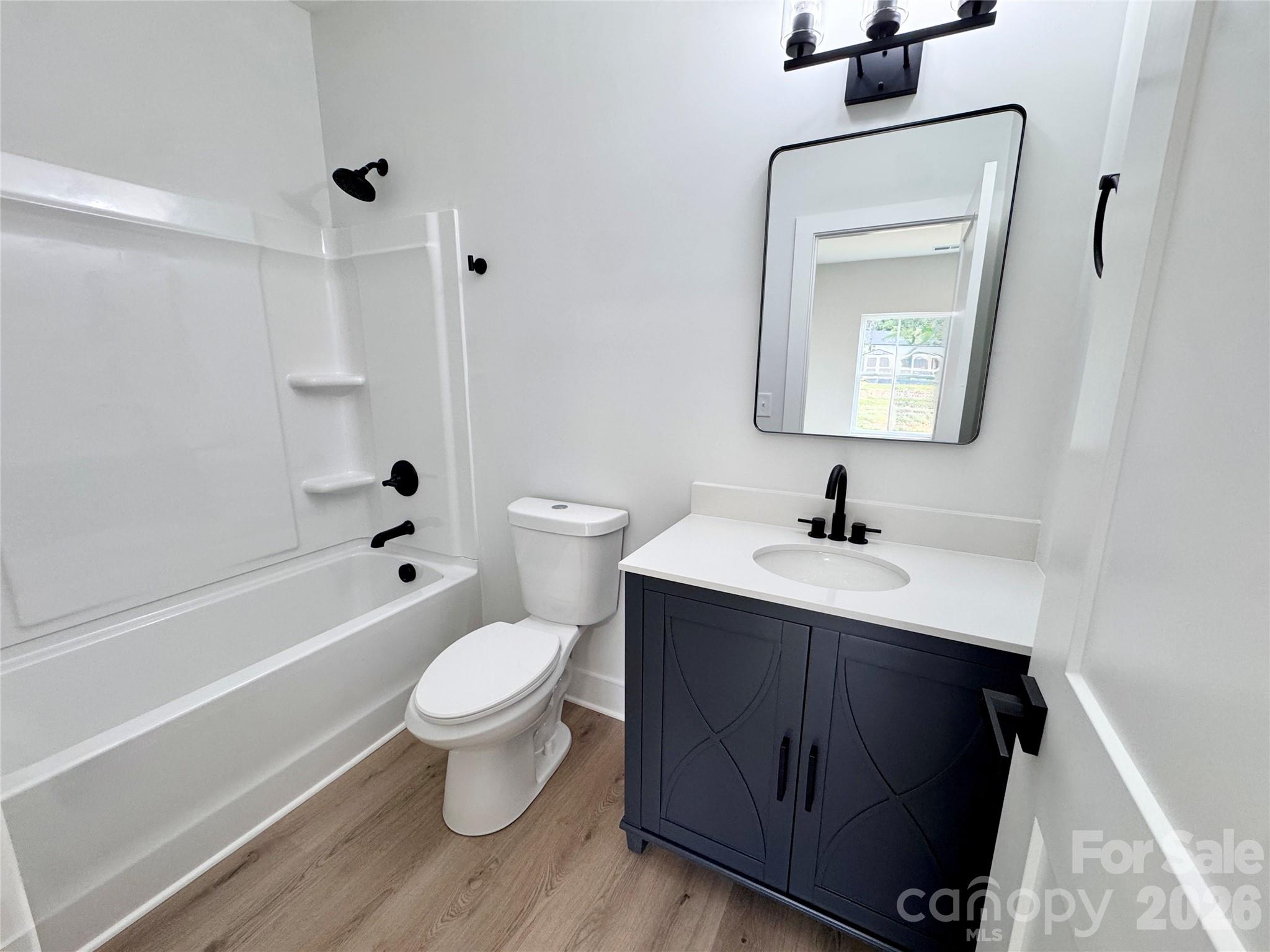 606 E Robinson Street Property Photo 9