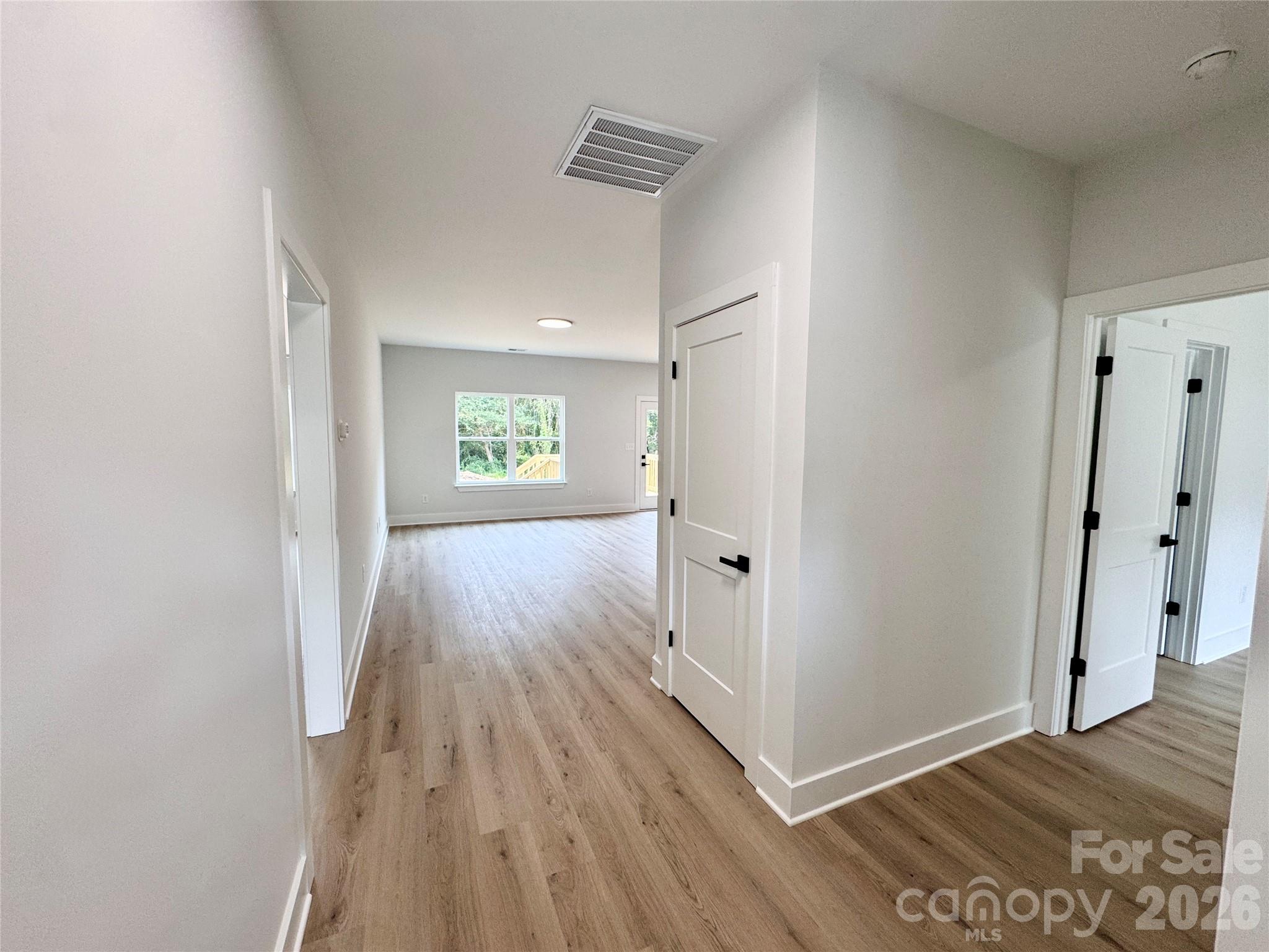 606 E Robinson Street Property Photo 12