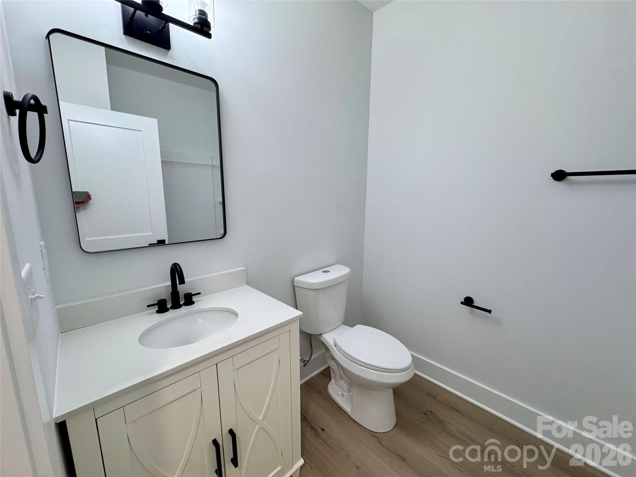 606 E Robinson Street Property Photo 13
