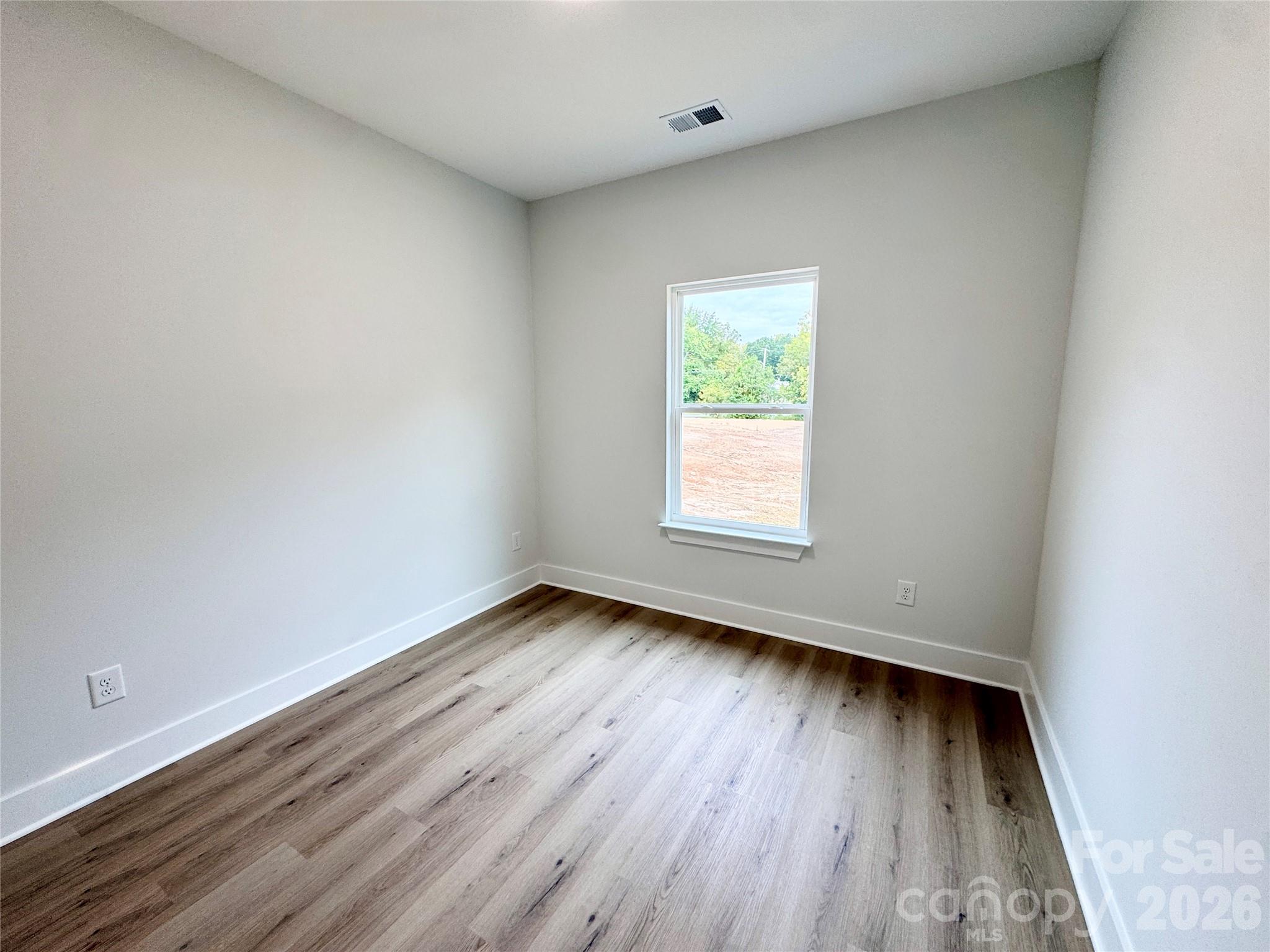 606 E Robinson Street Property Photo 14