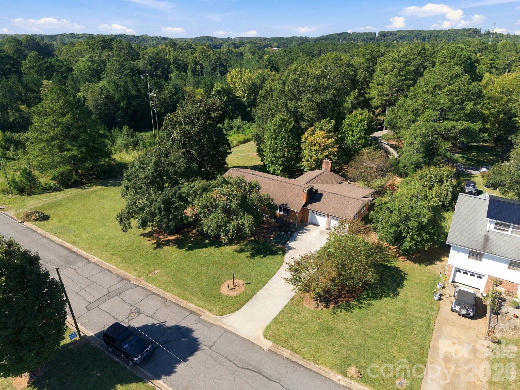 82 Henderson Street Property Photo 13