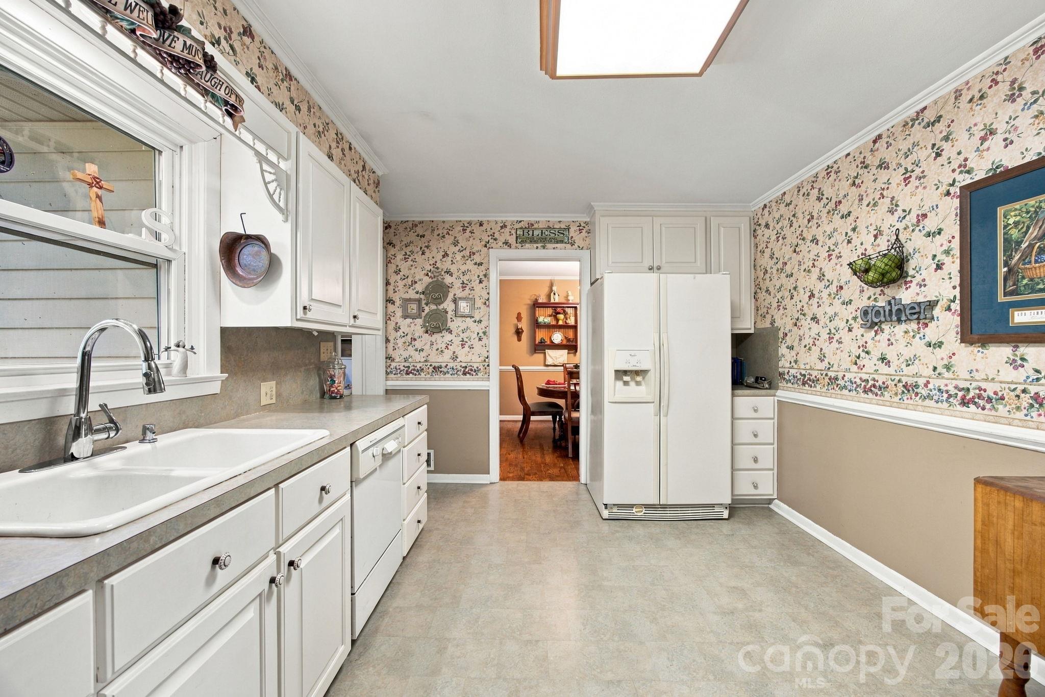 82 Henderson Street Property Photo 25