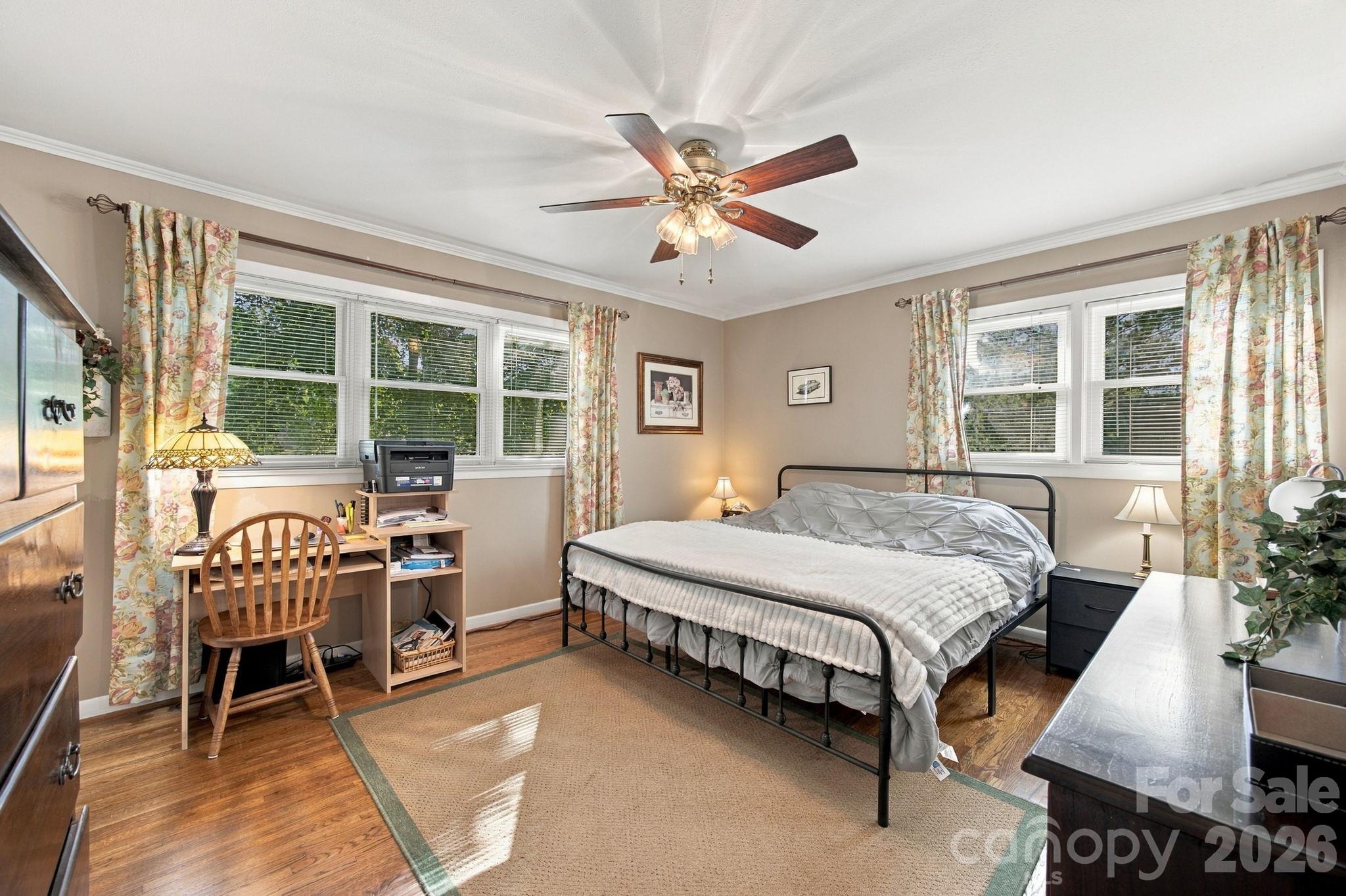 82 Henderson Street Property Photo 32