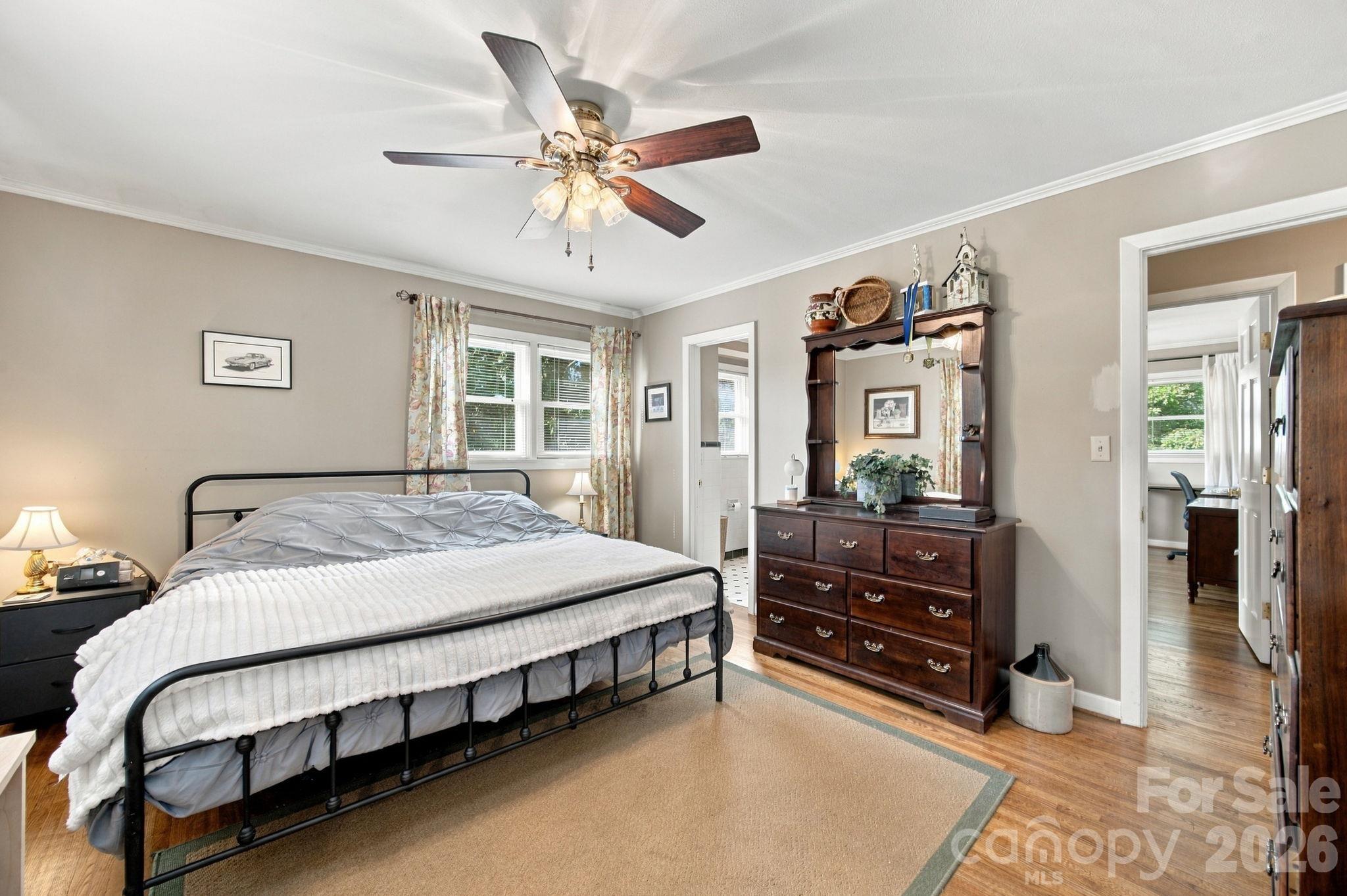 82 Henderson Street Property Photo 33