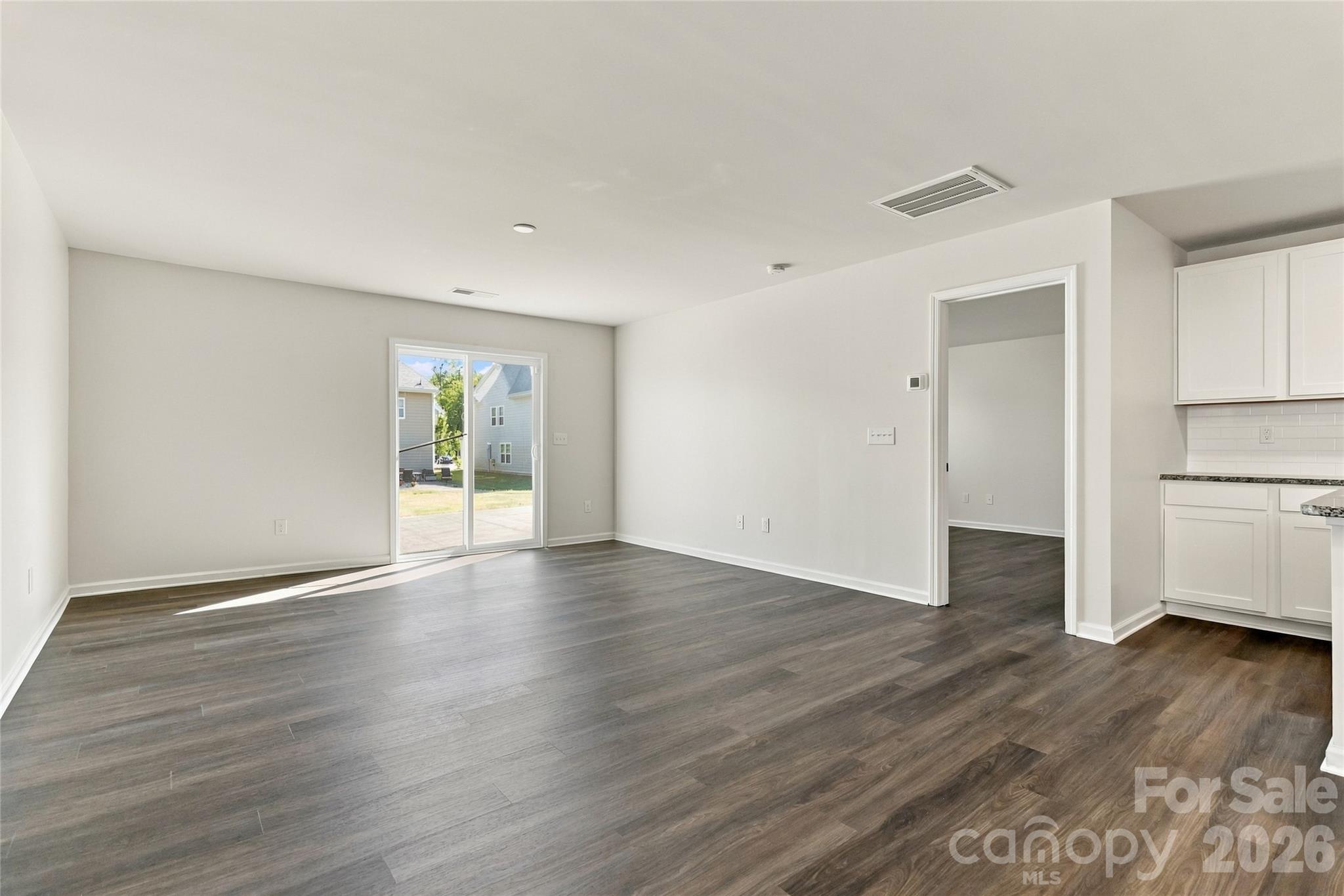 1553 Forkhorn Drive Property Photo 8