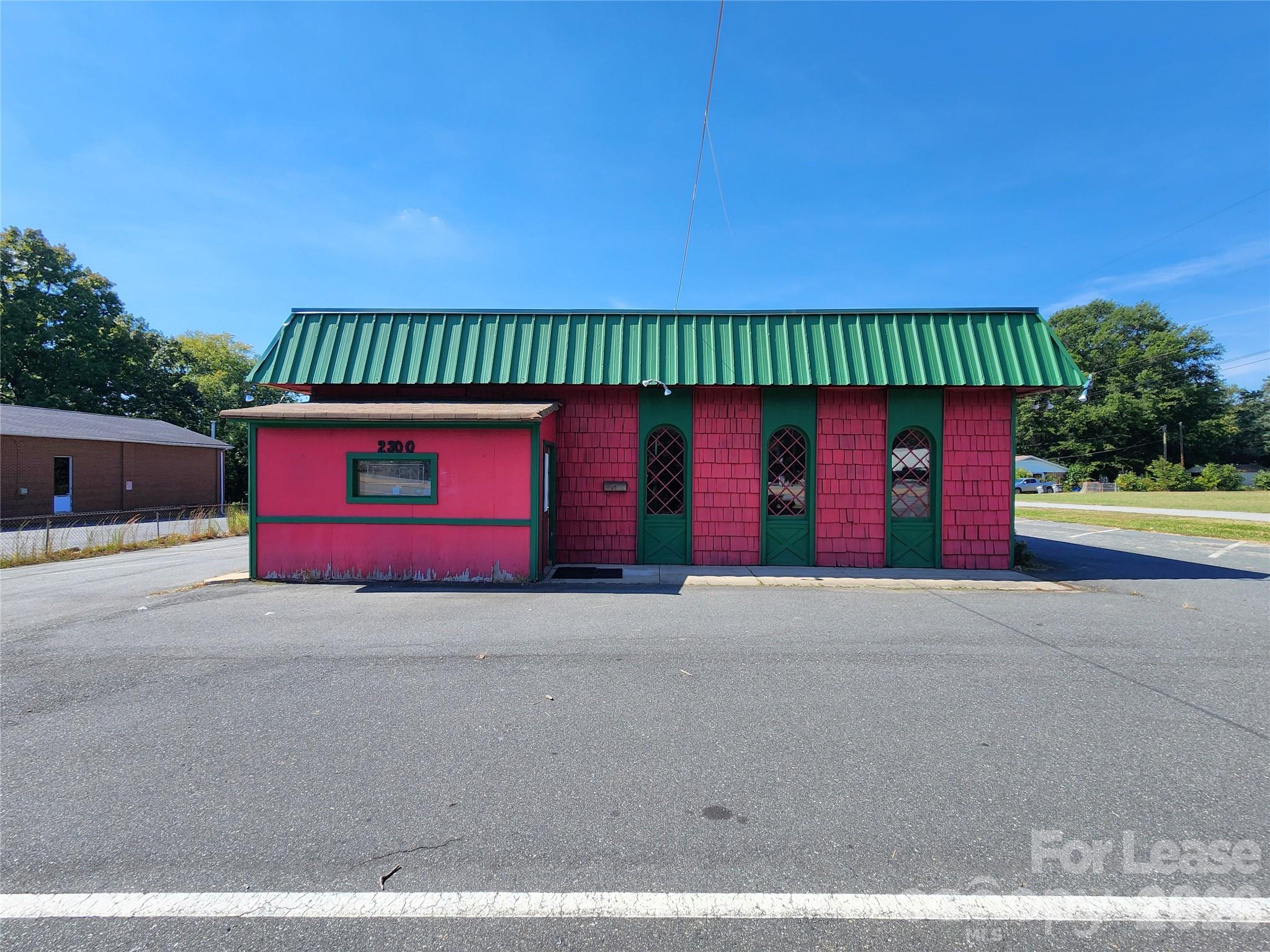 2300 S Cannon Boulevard Property Photo 2