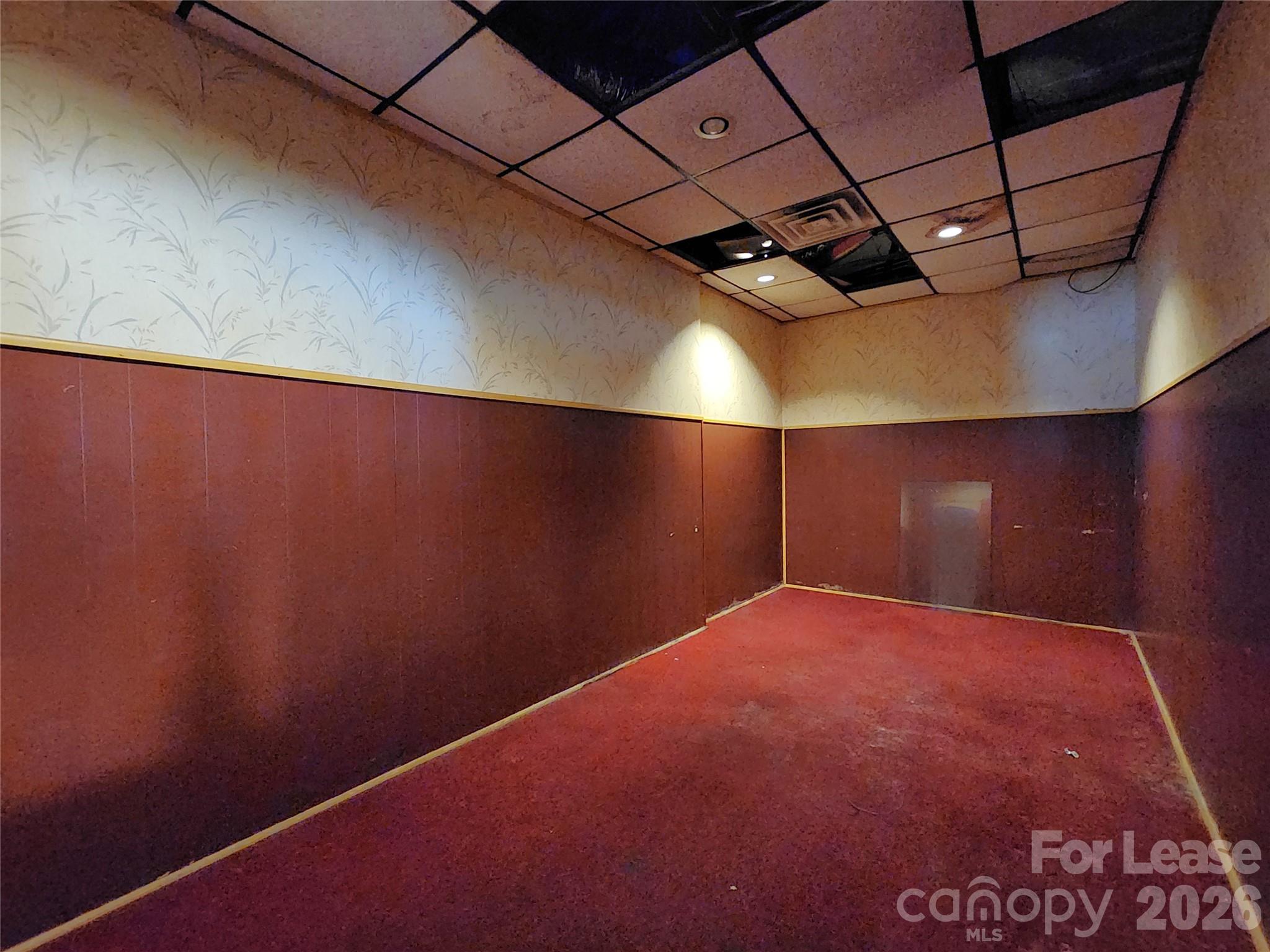 2300 S Cannon Boulevard Property Photo 7