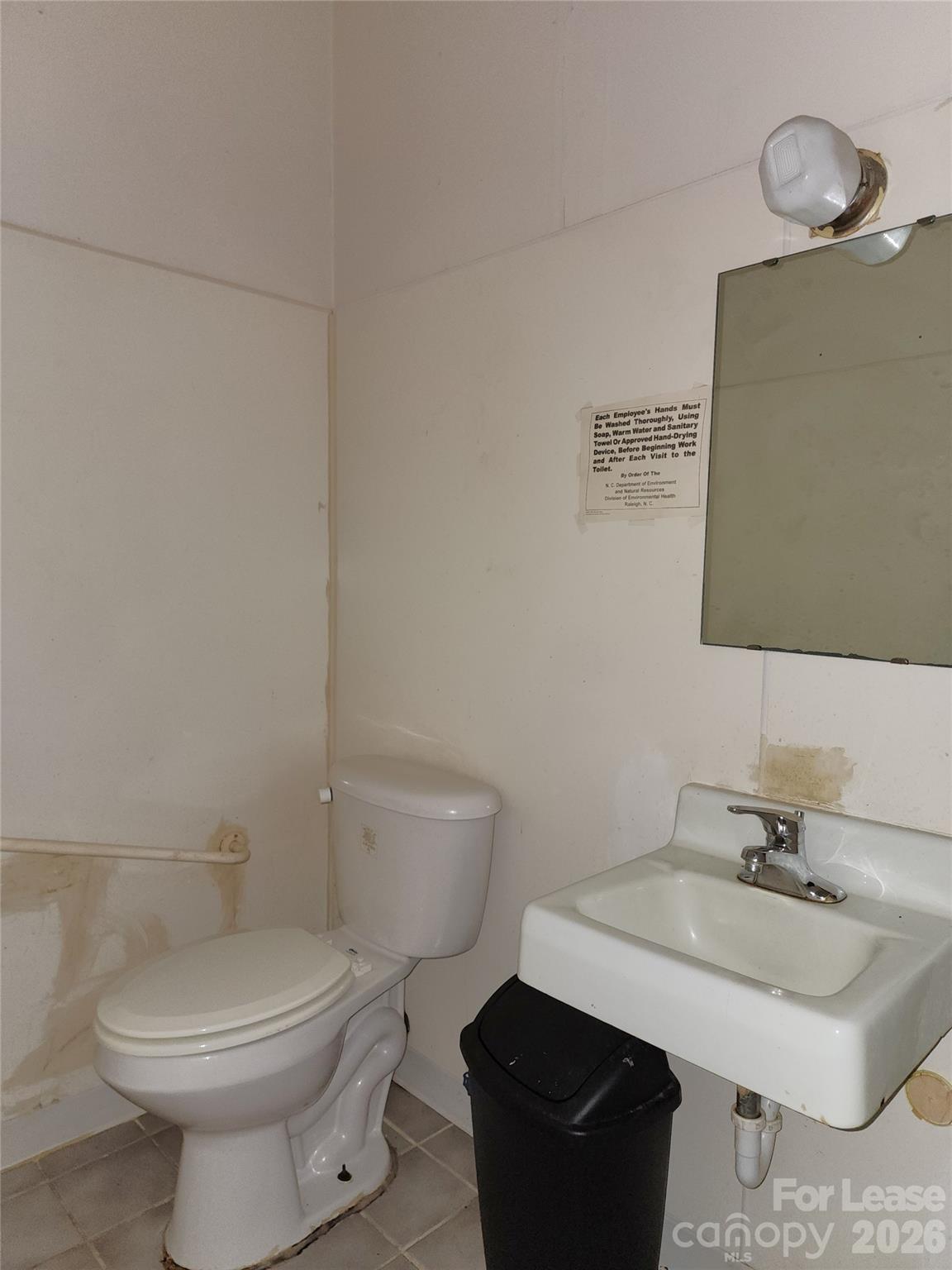 2300 S Cannon Boulevard Property Photo 8
