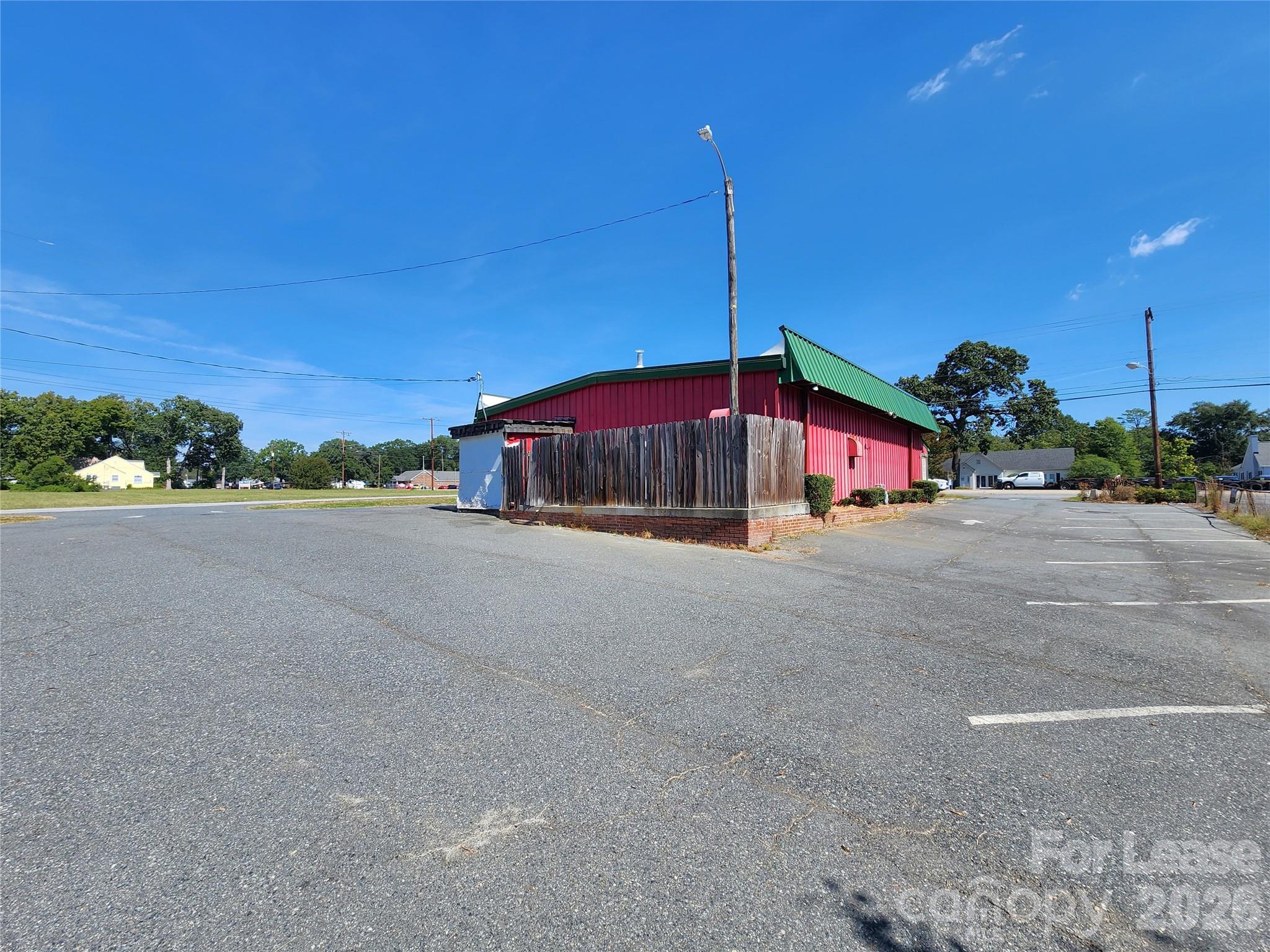 2300 S Cannon Boulevard Property Photo 15