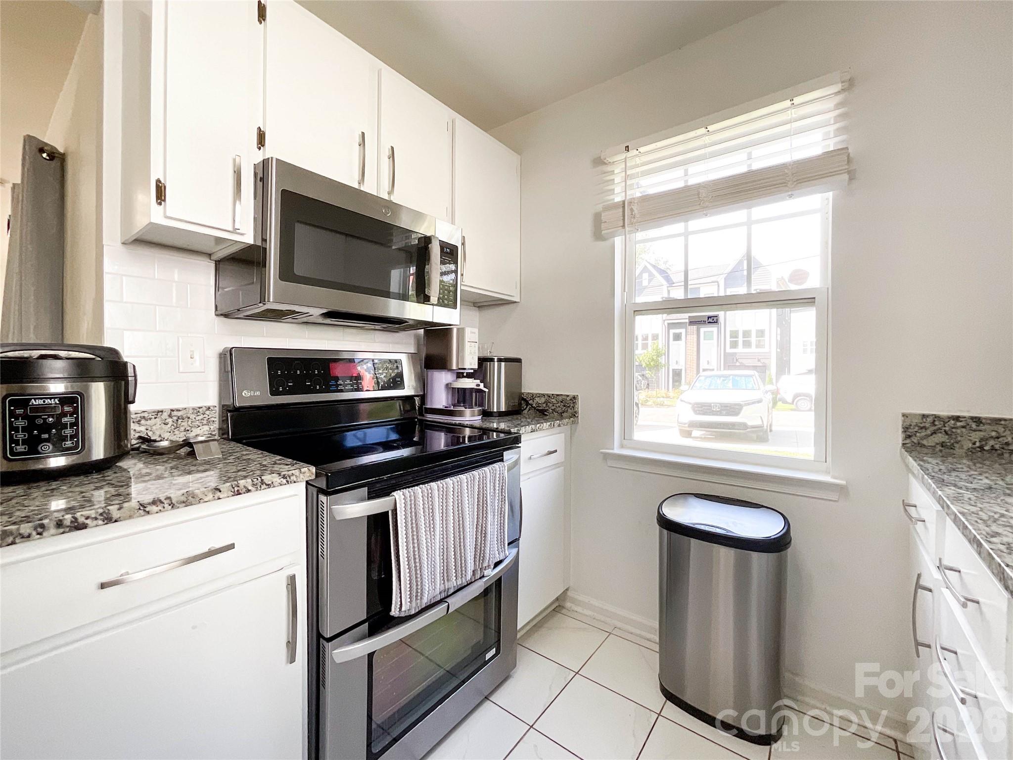 1501 Effingham Road Property Photo 8
