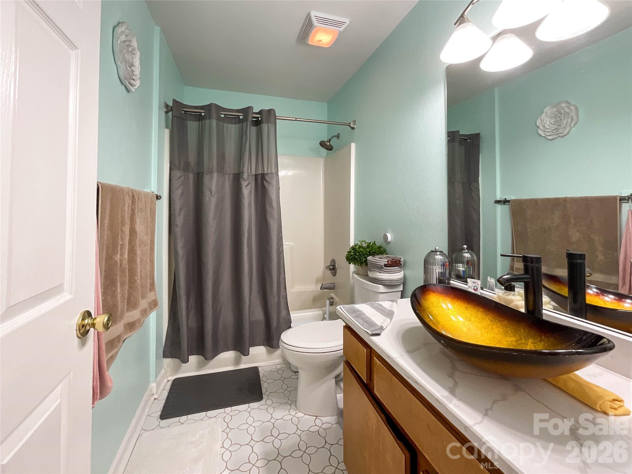 1501 Effingham Road Property Photo 10