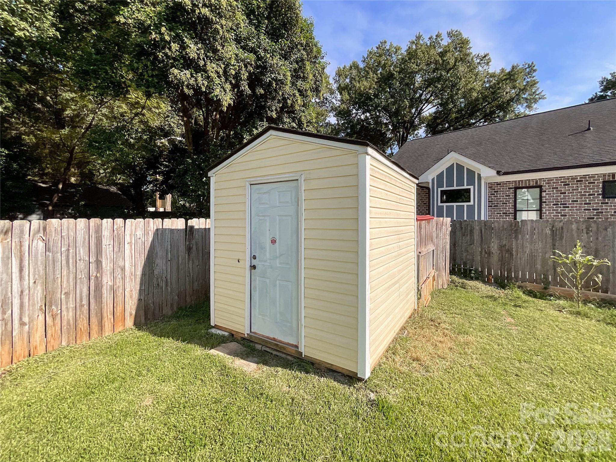 1501 Effingham Road Property Photo 27