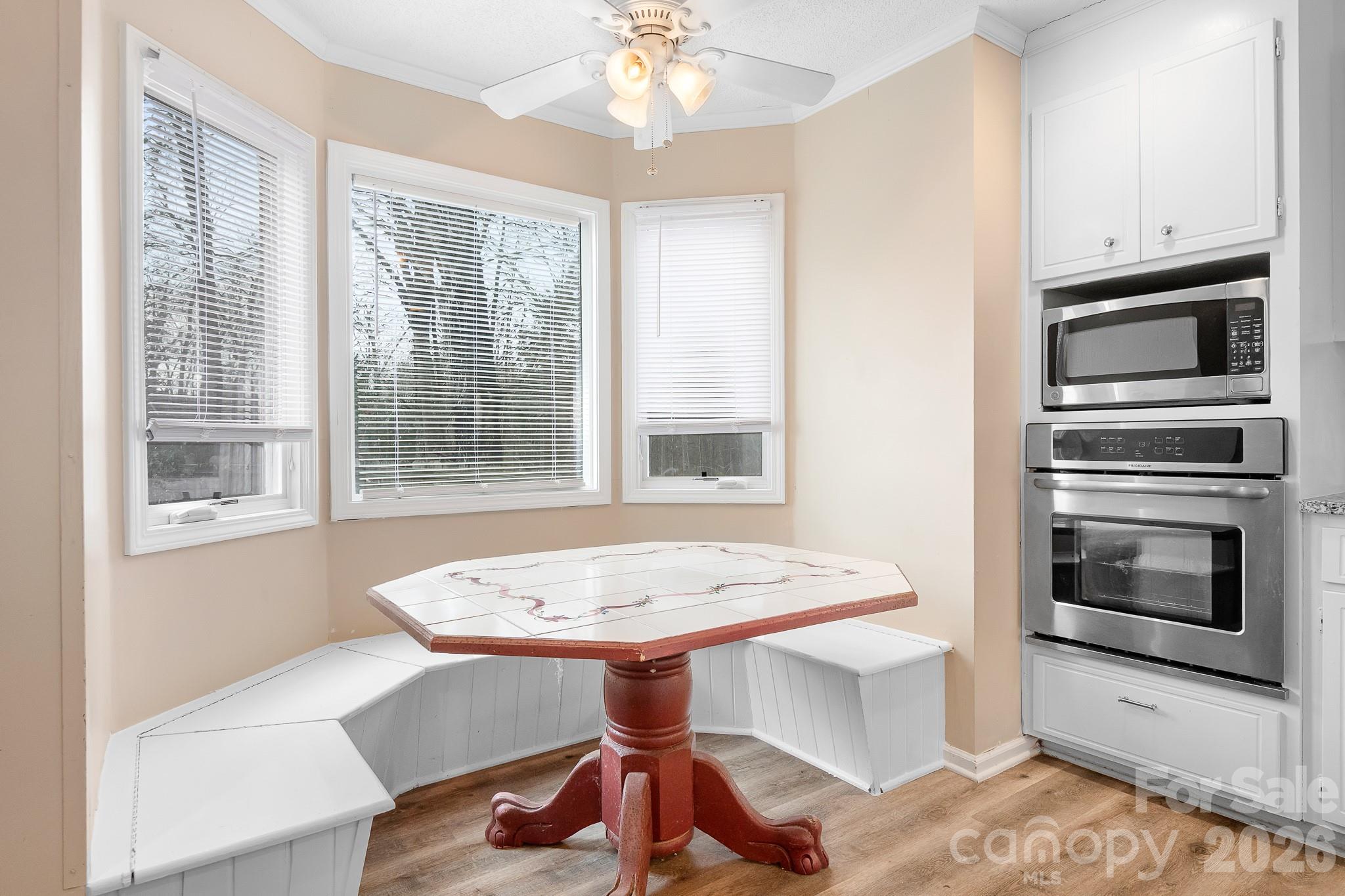 1126 Hanford Place Property Photo 7